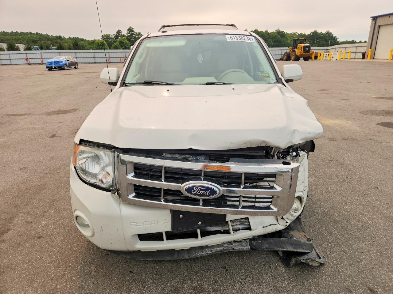 2011 Ford Escape Limited White vin: 1FMCU9EG7BKB63033