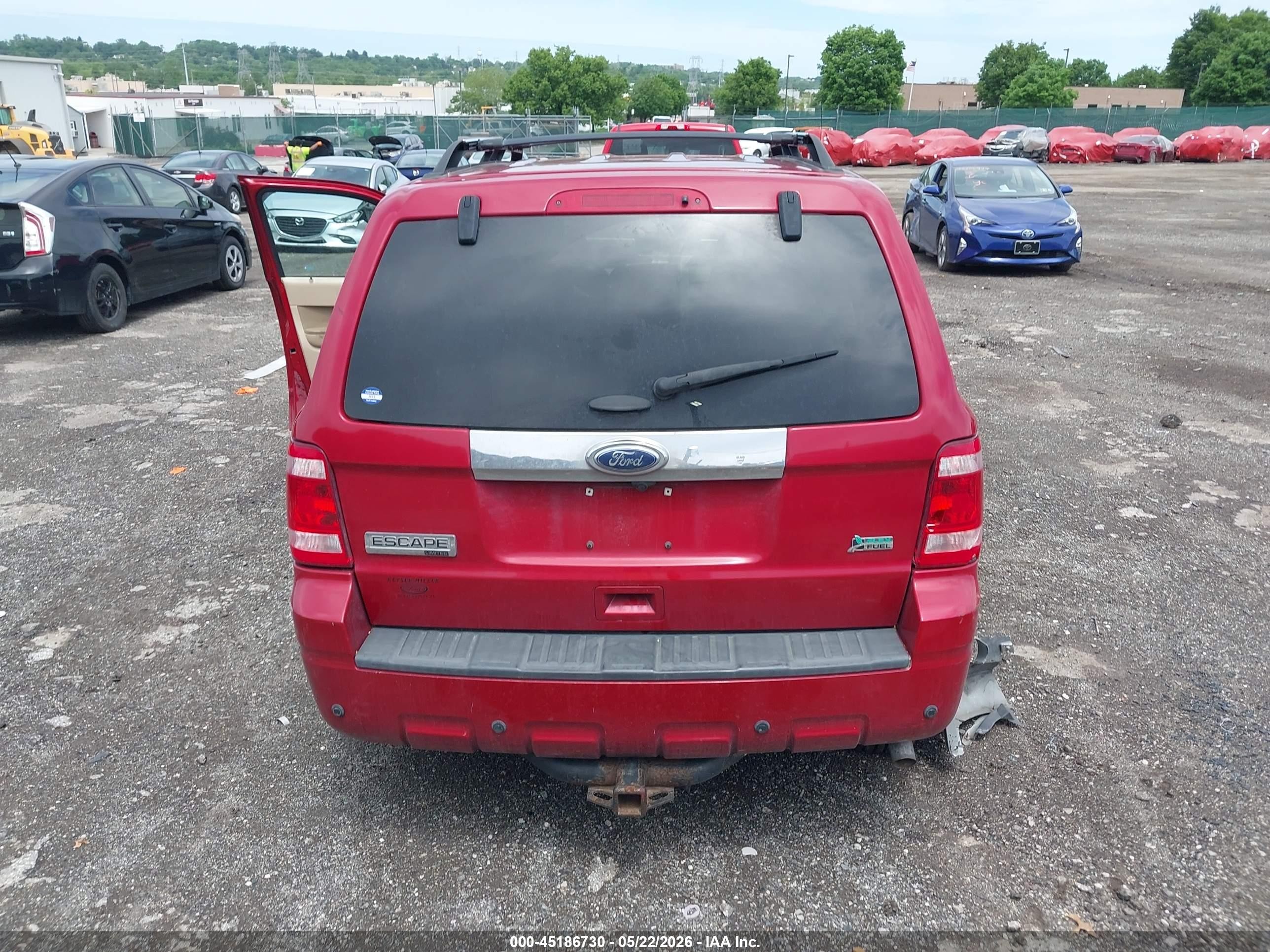 2011 Ford Escape Limited Red vin: 1FMCU9EG7BKC27801