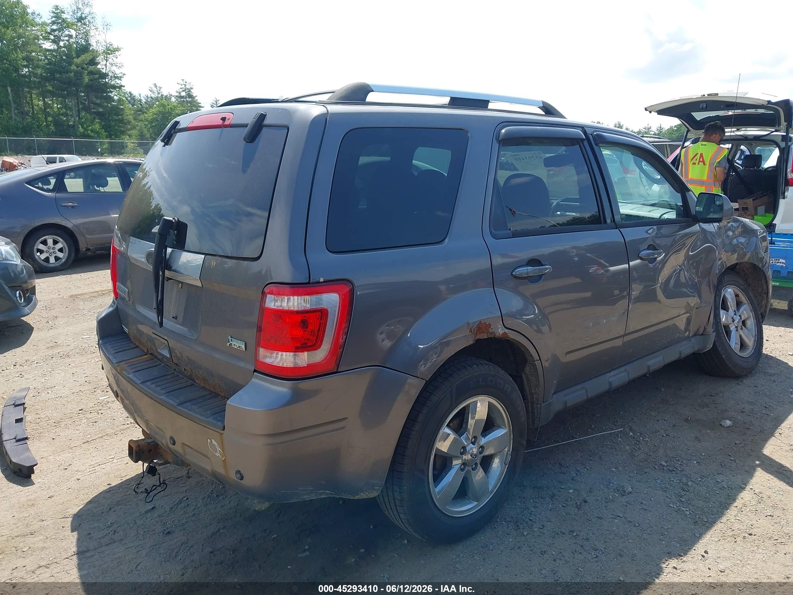 2011 Ford Escape Limited Gray vin: 1FMCU9EG7BKC58353