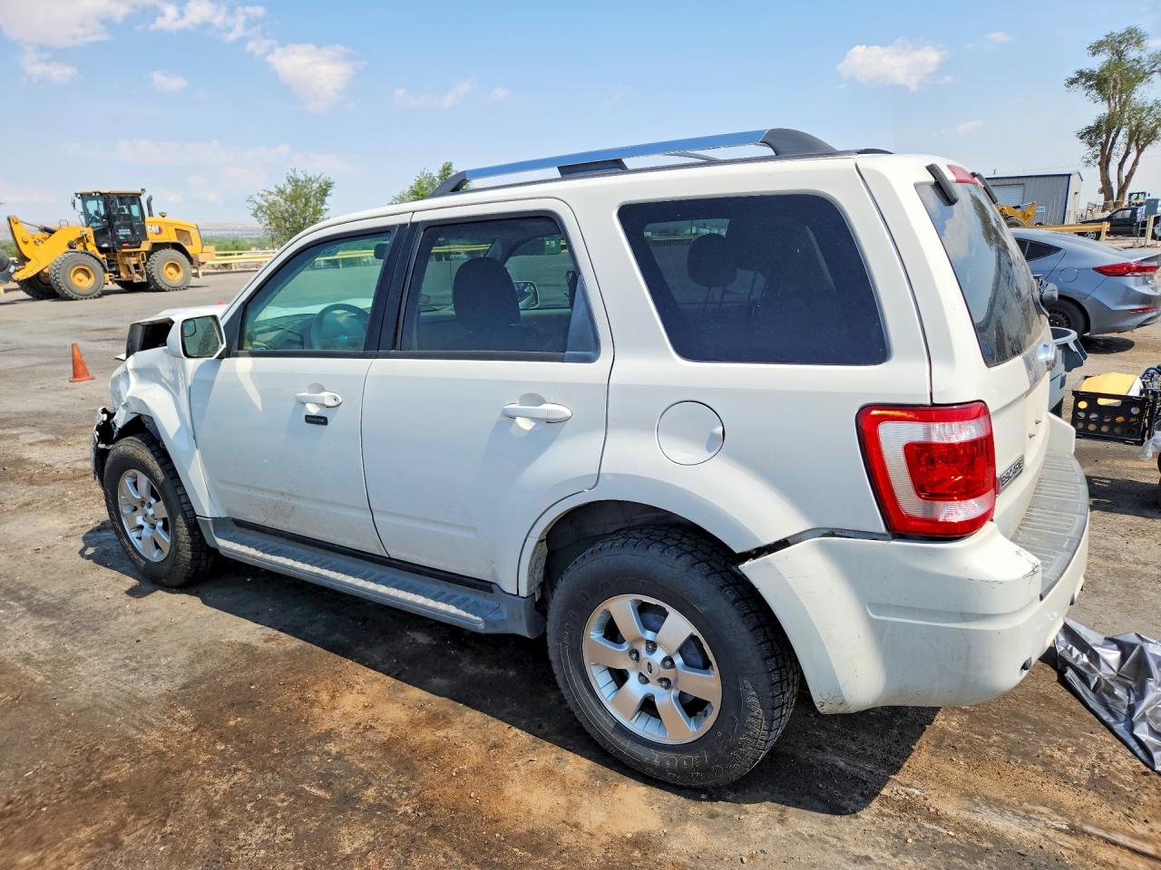 2010 Ford Escape Limited Белый vin: 1FMCU9EG8AKD27131