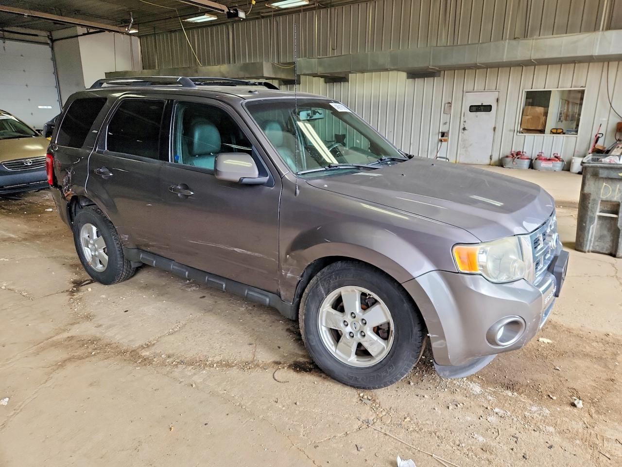 2010 Ford Escape Limited Gray vin: 1FMCU9EG8AKD33494
