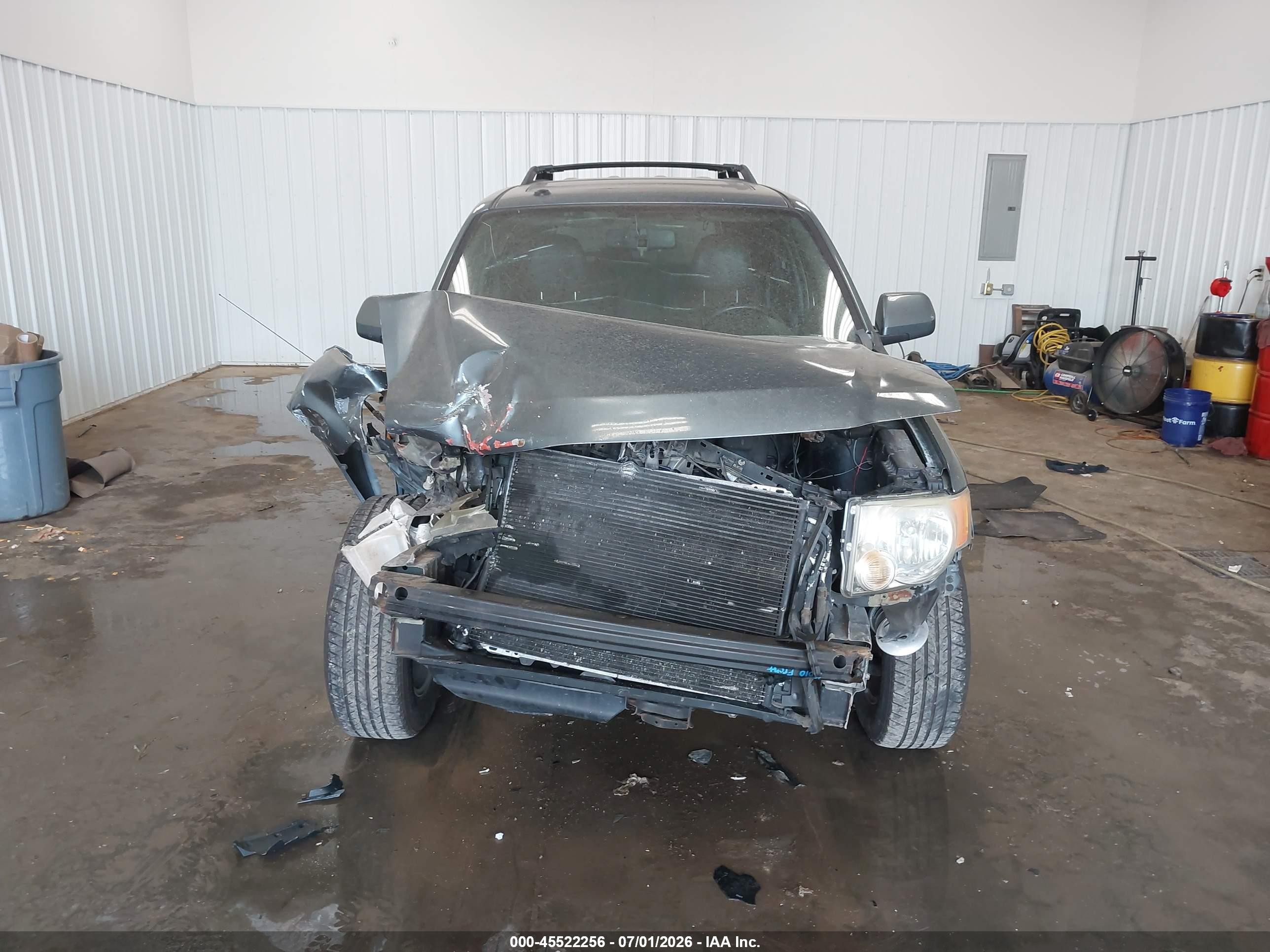 2011 Ford Escape Limited Blue vin: 1FMCU9EG8BKA74555