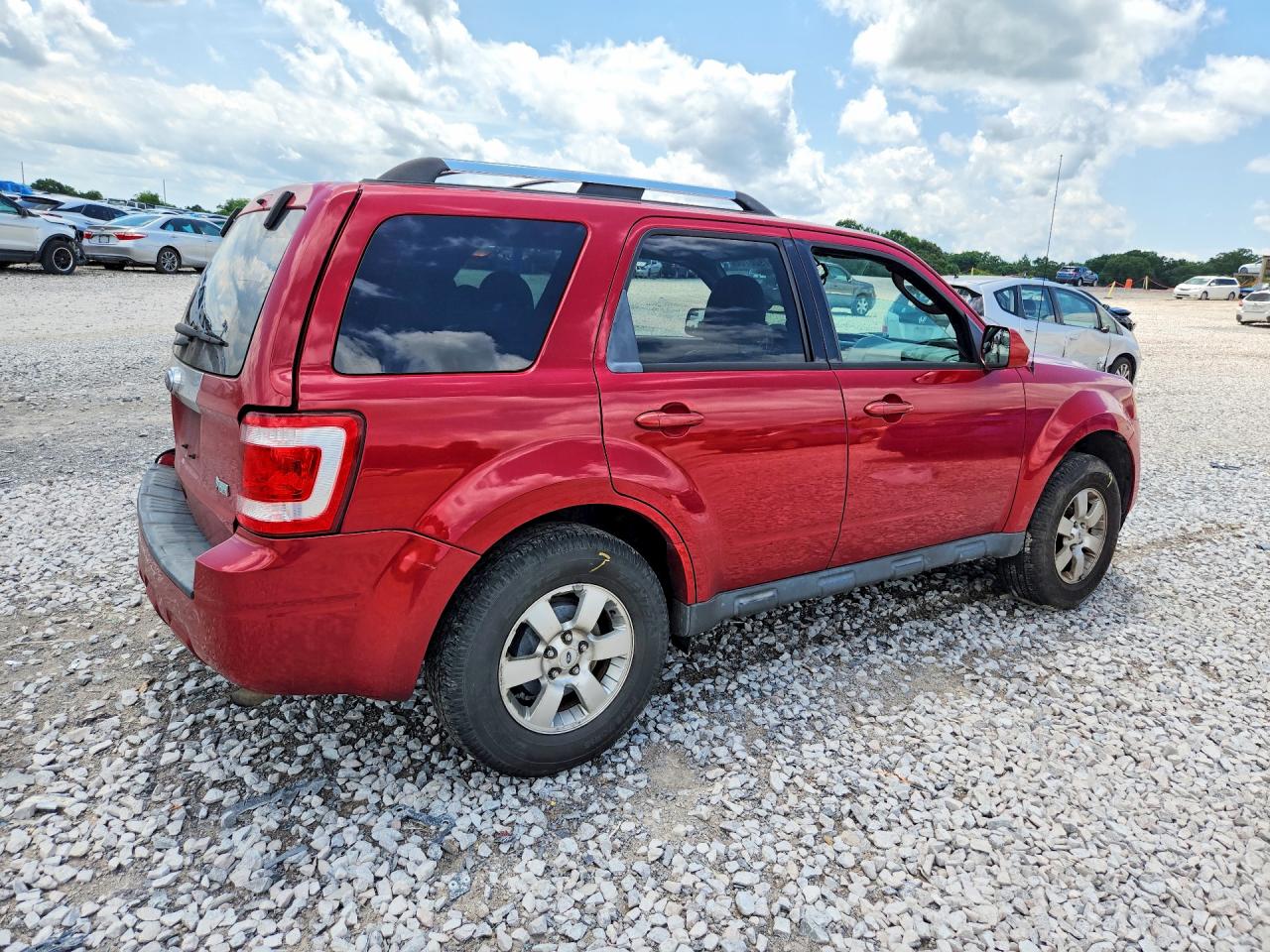 2011 Ford Escape Red vin: 1FMCU9EG8BKB27920
