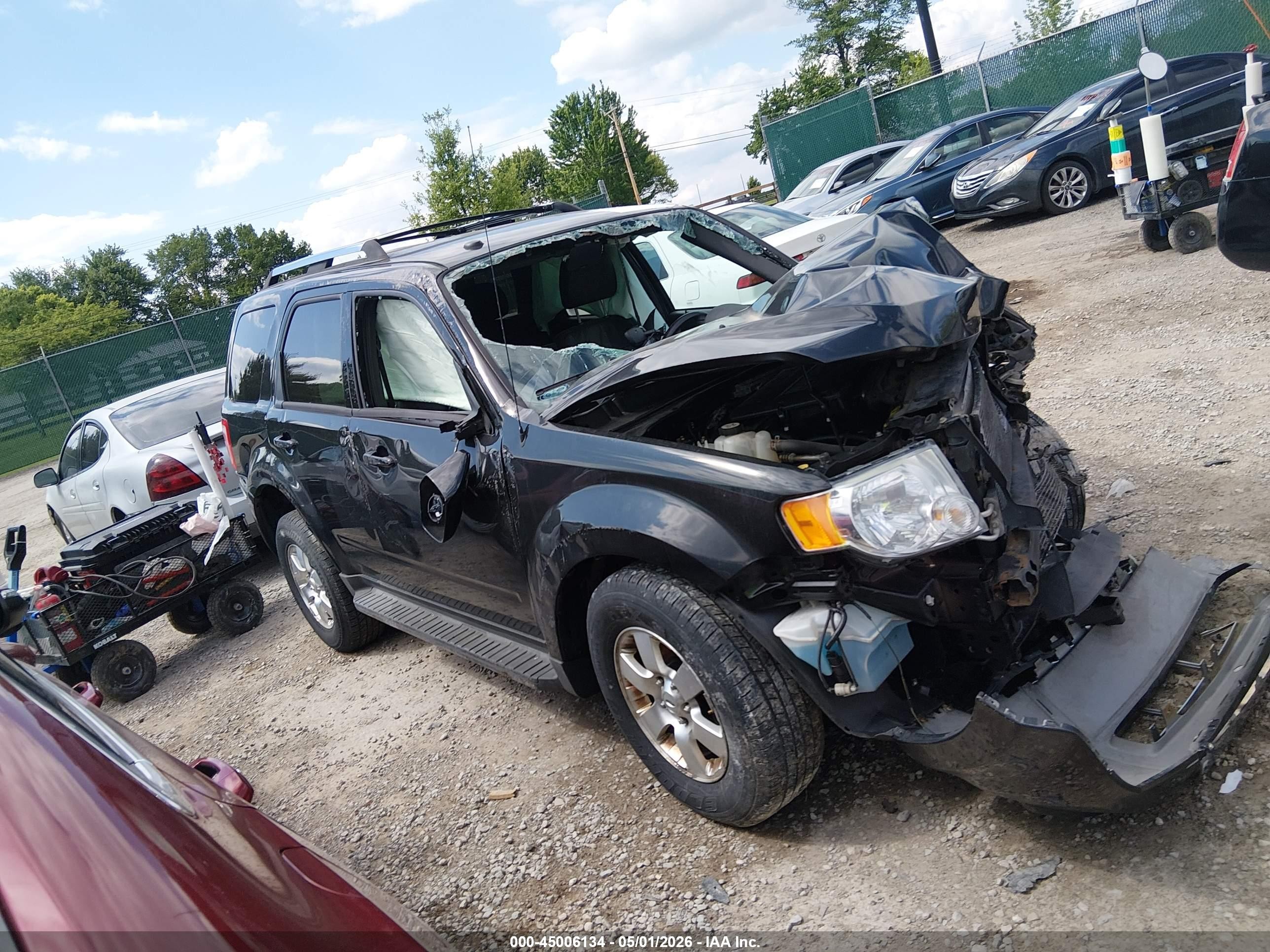 2011 Ford Escape Limited Черный vin: 1FMCU9EG8BKB71643