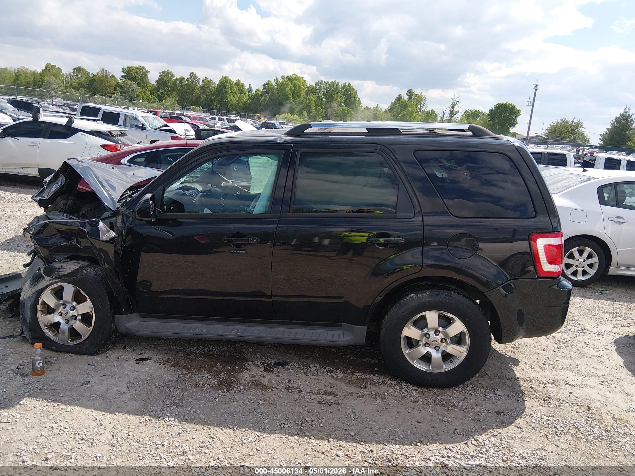2011 Ford Escape Limited Черный vin: 1FMCU9EG8BKB71643