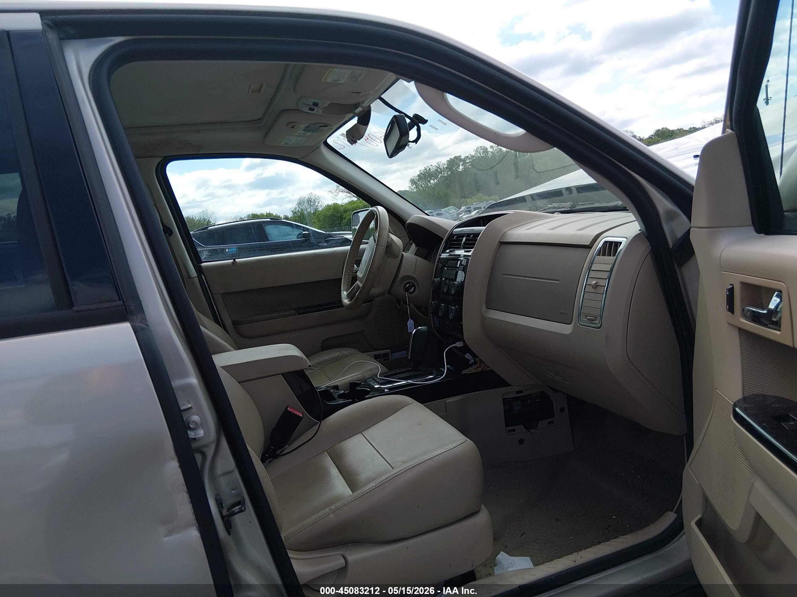 2011 Ford Escape Limited Tan vin: 1FMCU9EG8BKC35454
