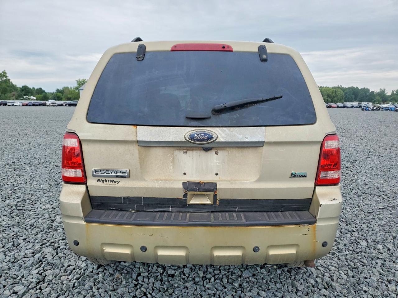 2011 Ford Escape Limited Beige vin: 1FMCU9EG8BKC47328