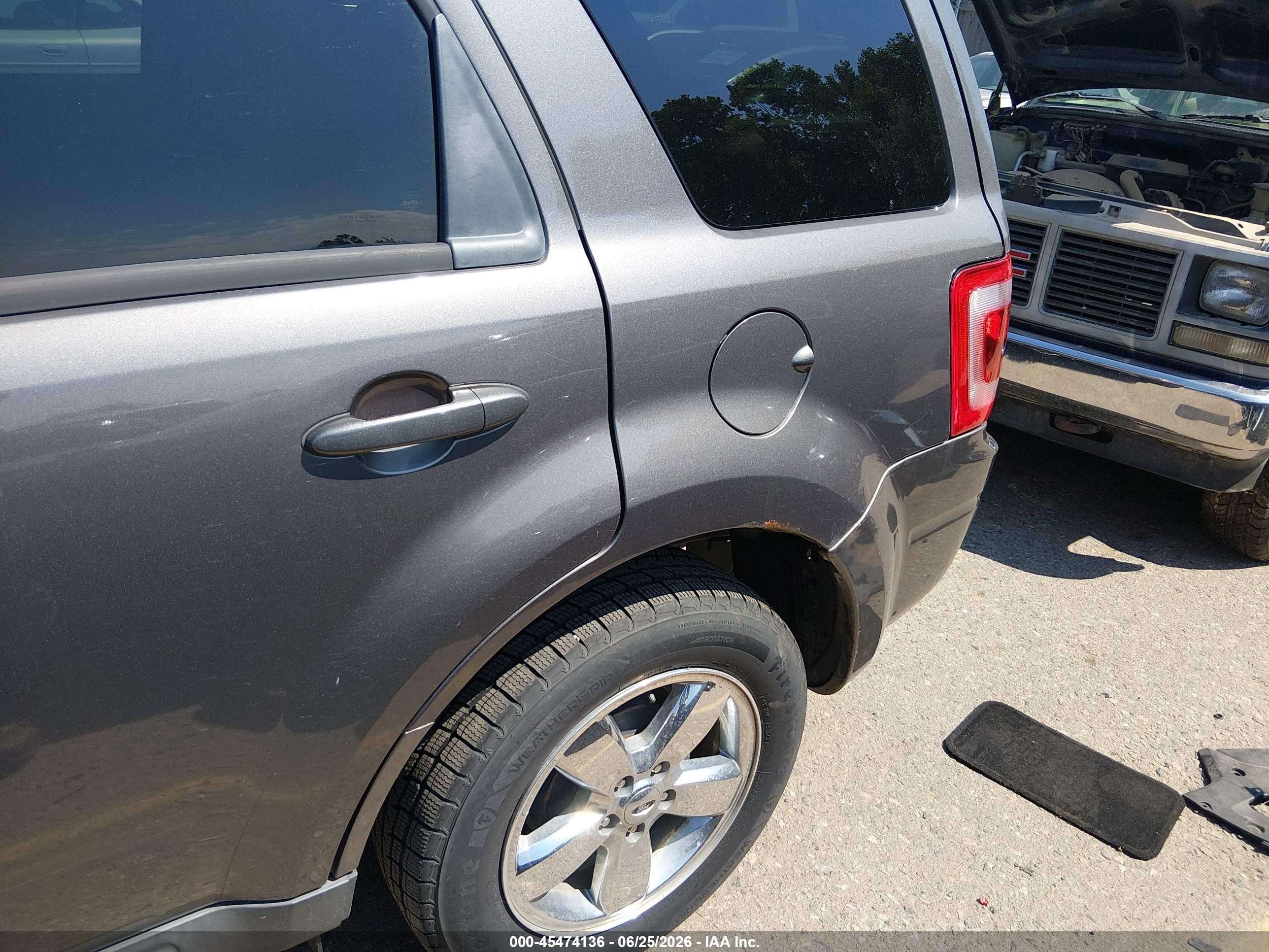 2011 Ford Escape Limited Gray vin: 1FMCU9EG8BKC63321