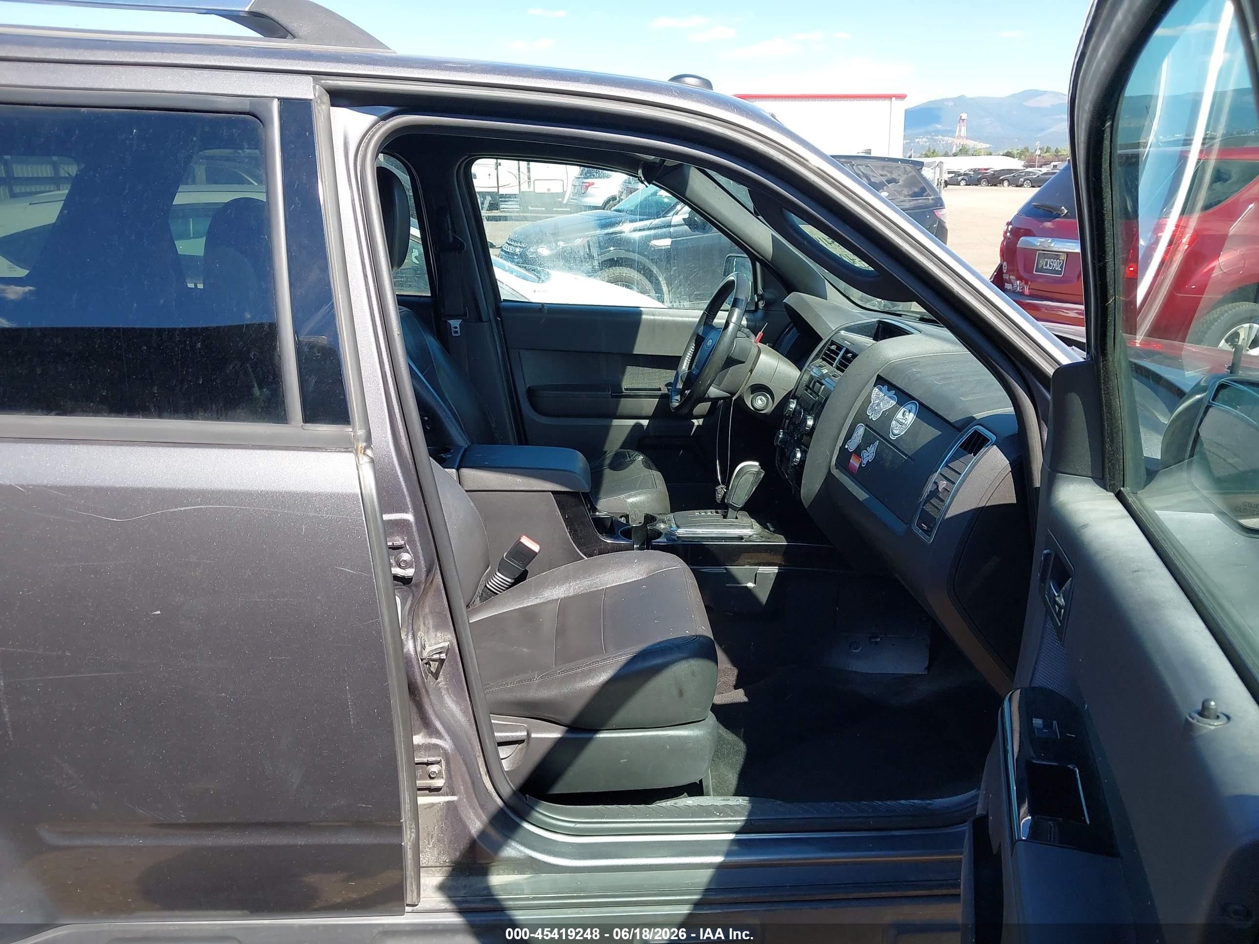 2011 Ford Escape Limited Black vin: 1FMCU9EG8BKC69135