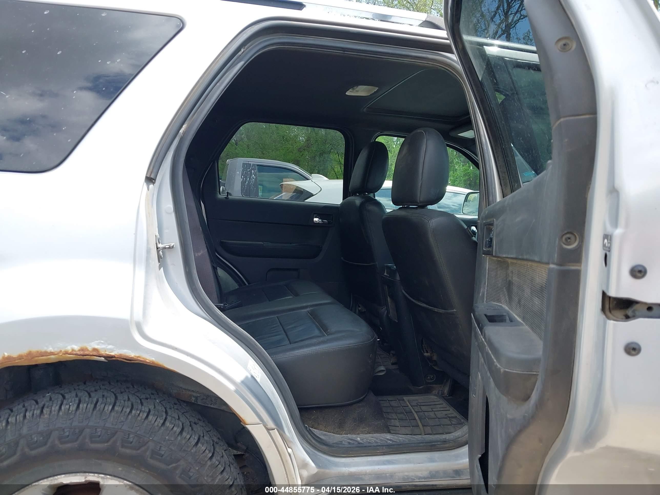 2012 Ford Escape Limited Silver vin: 1FMCU9EG8CKB34805
