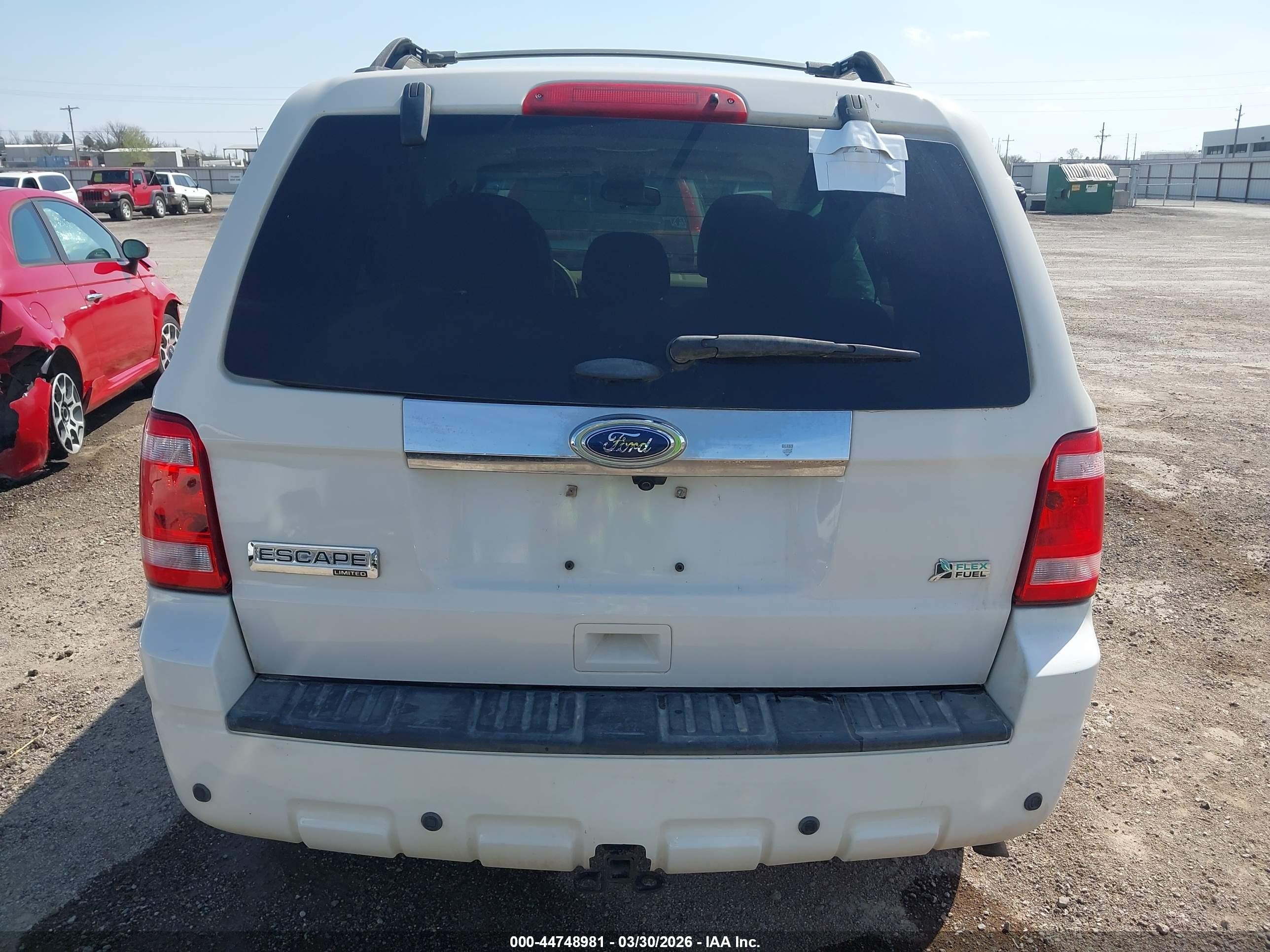 2012 Ford Escape Limited White vin: 1FMCU9EG8CKB52317