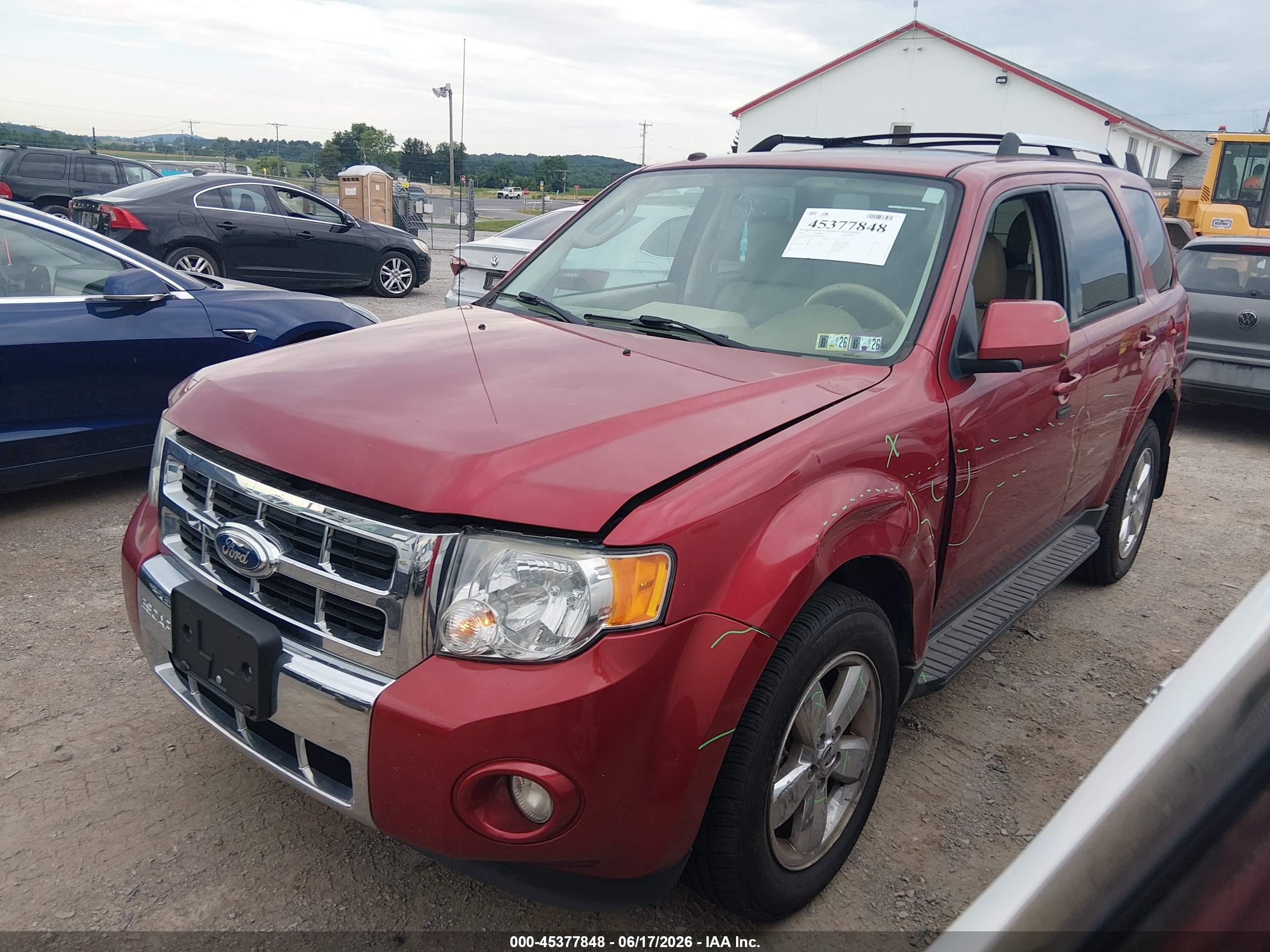 2012 Ford Escape Limited Red vin: 1FMCU9EG8CKB88928