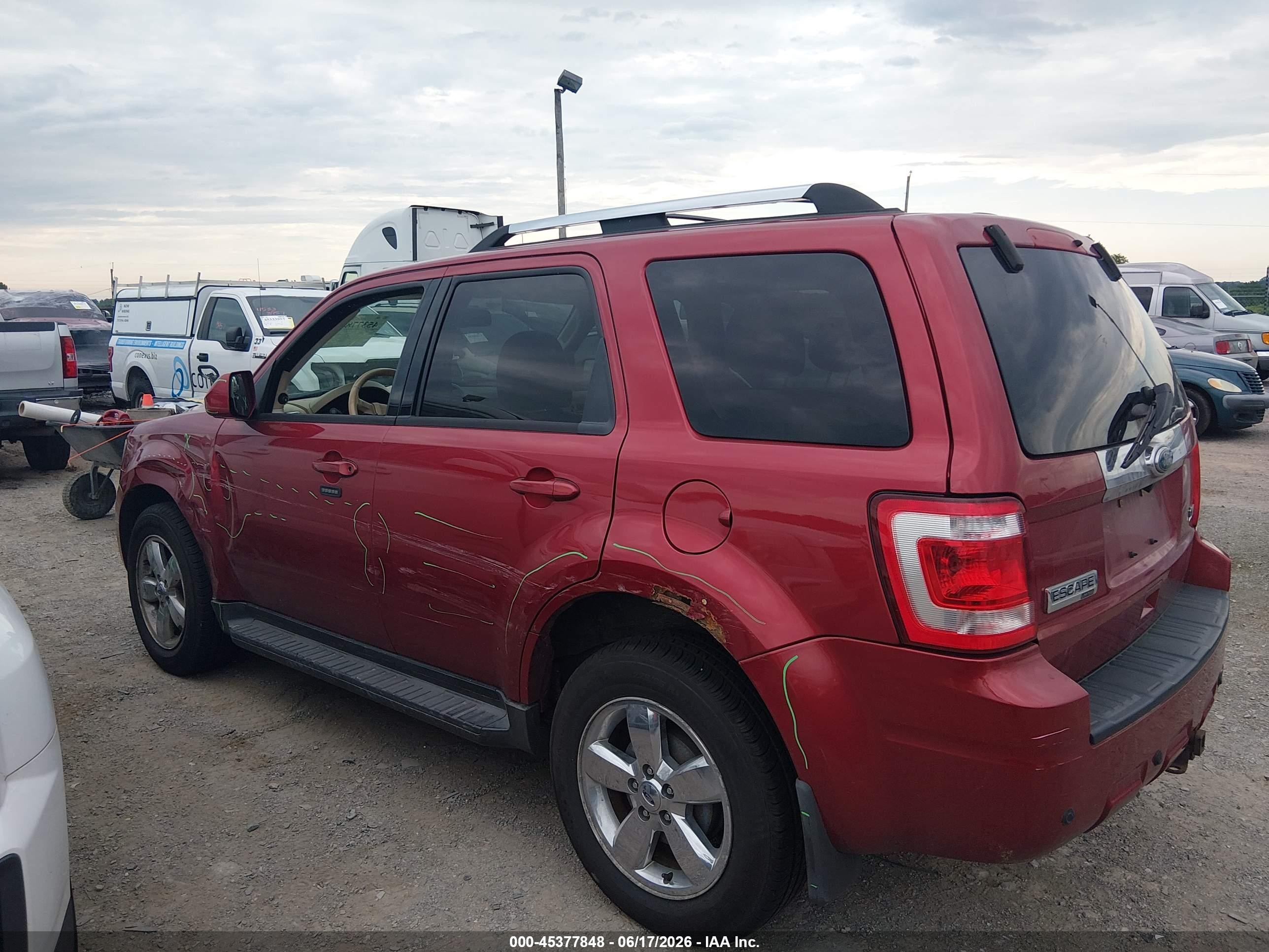 2012 Ford Escape Limited Red vin: 1FMCU9EG8CKB88928
