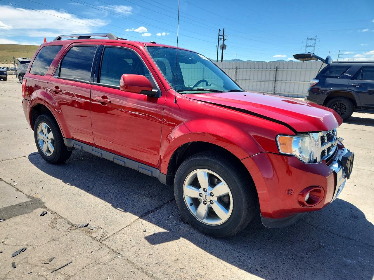 2012 Ford Escape Limited Red vin: 1FMCU9EG8CKC77561