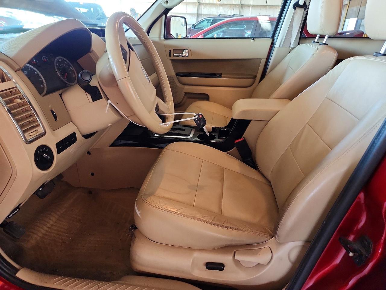 2012 Ford Escape Limited Red vin: 1FMCU9EG8CKC82727