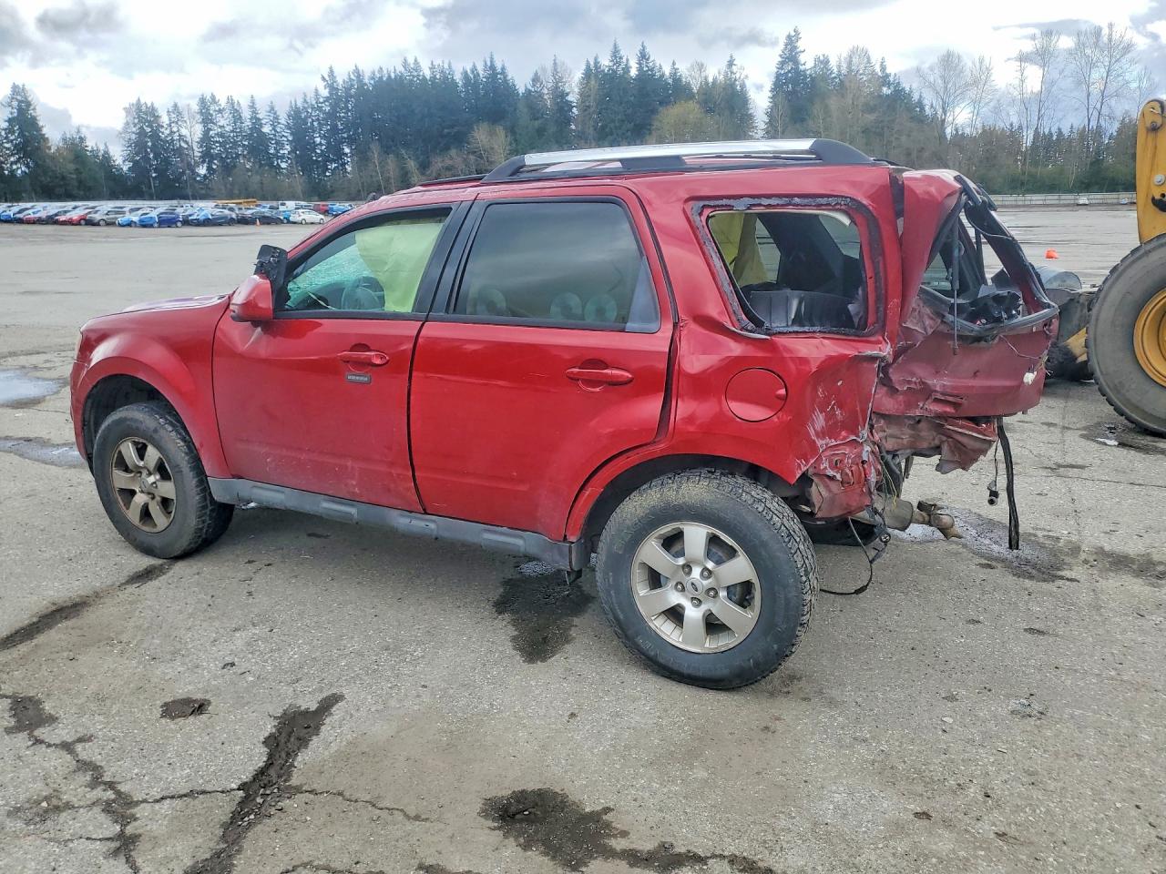 2010 Ford Escape Limited Red vin: 1FMCU9EG9AKB35300