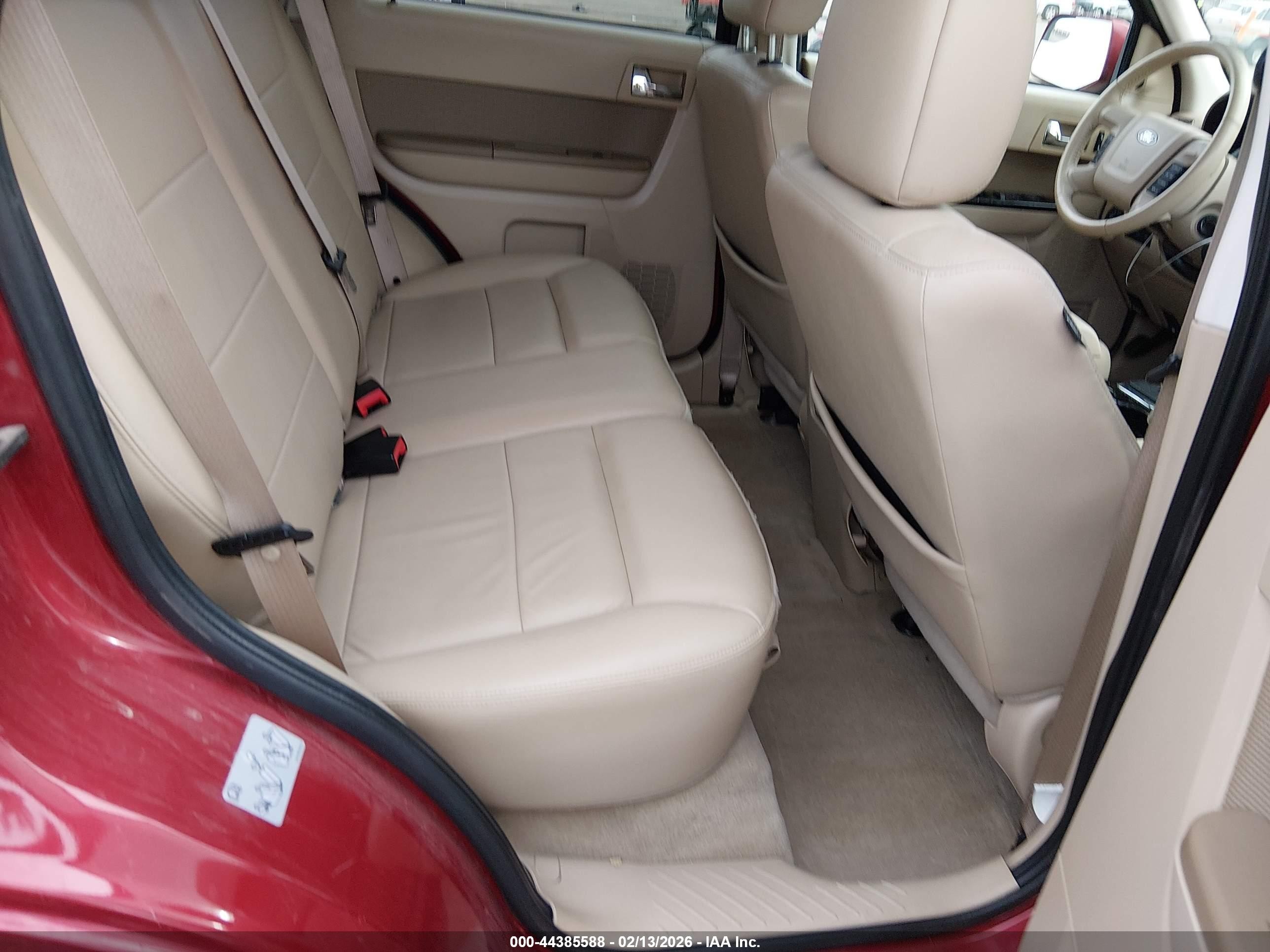 2010 Ford Escape Limited Red vin: 1FMCU9EG9AKC26048