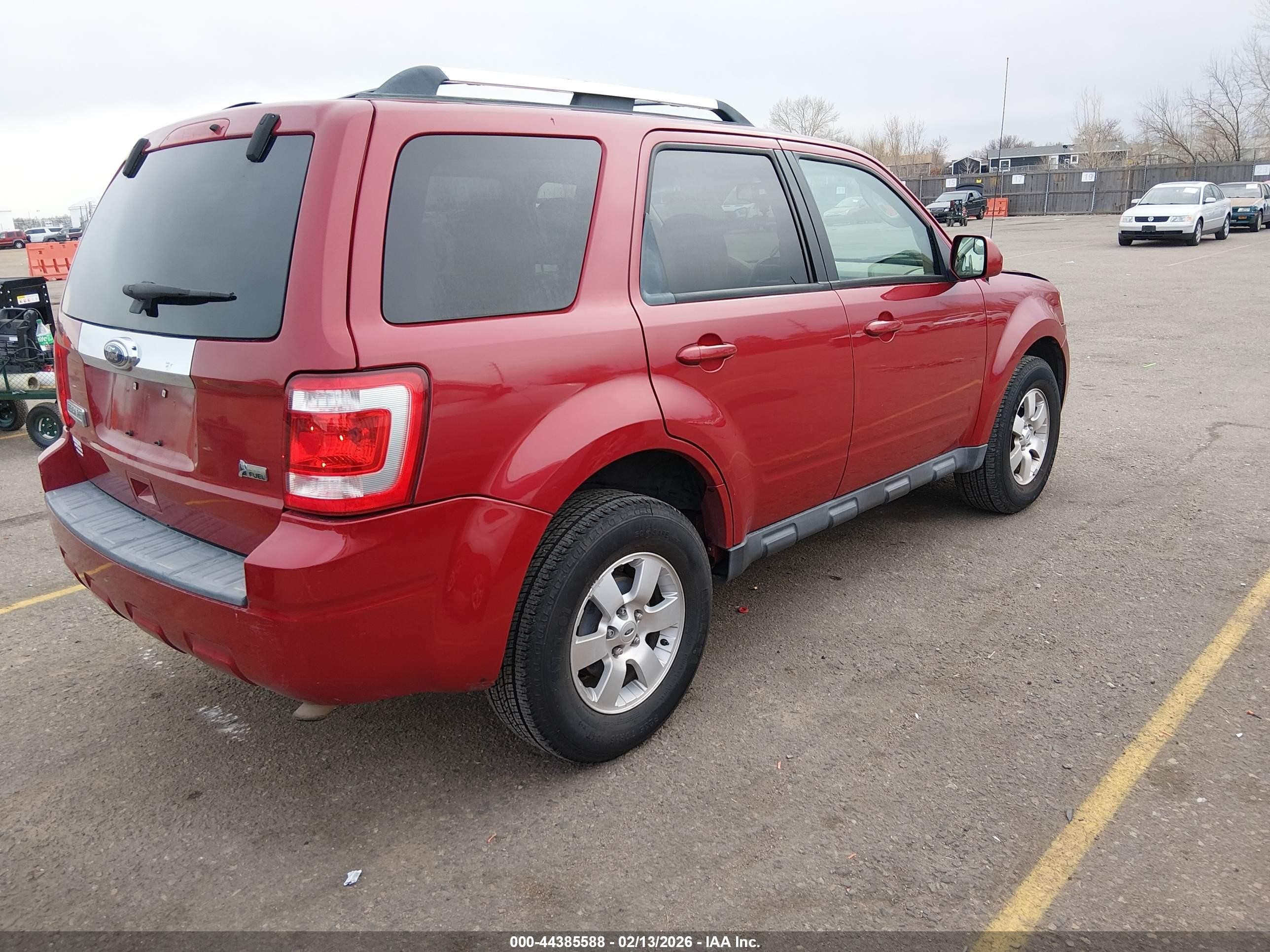 2010 Ford Escape Limited Red vin: 1FMCU9EG9AKC26048