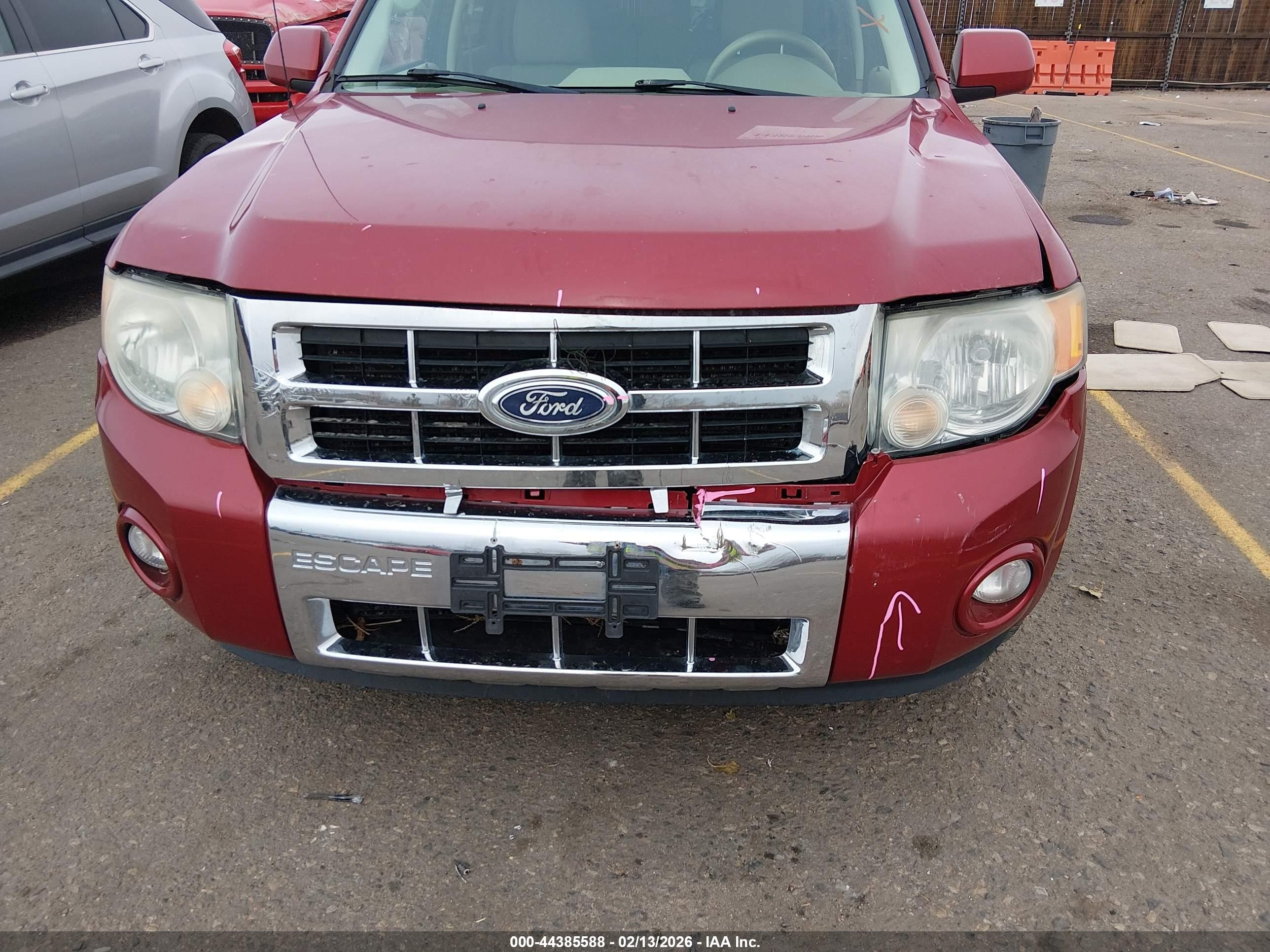 2010 Ford Escape Limited Red vin: 1FMCU9EG9AKC26048