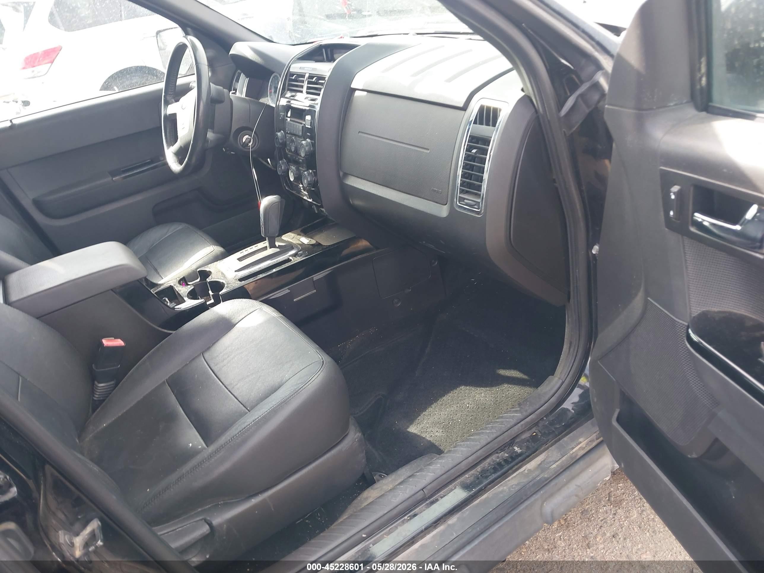 2010 Ford Escape Limited Черный vin: 1FMCU9EG9AKC31024