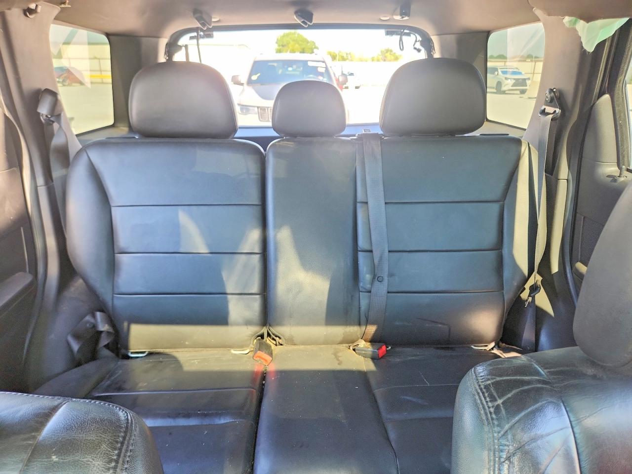 2010 Ford Escape Limited Silver vin: 1FMCU9EG9AKD25873