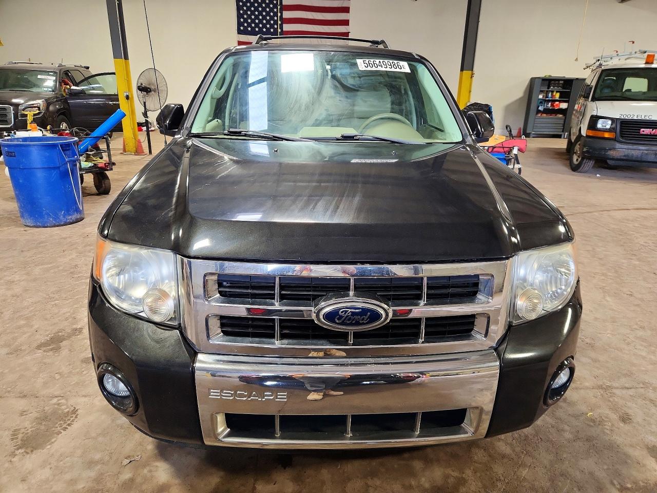 2011 Ford Escape Limited Черный vin: 1FMCU9EG9BKA72152
