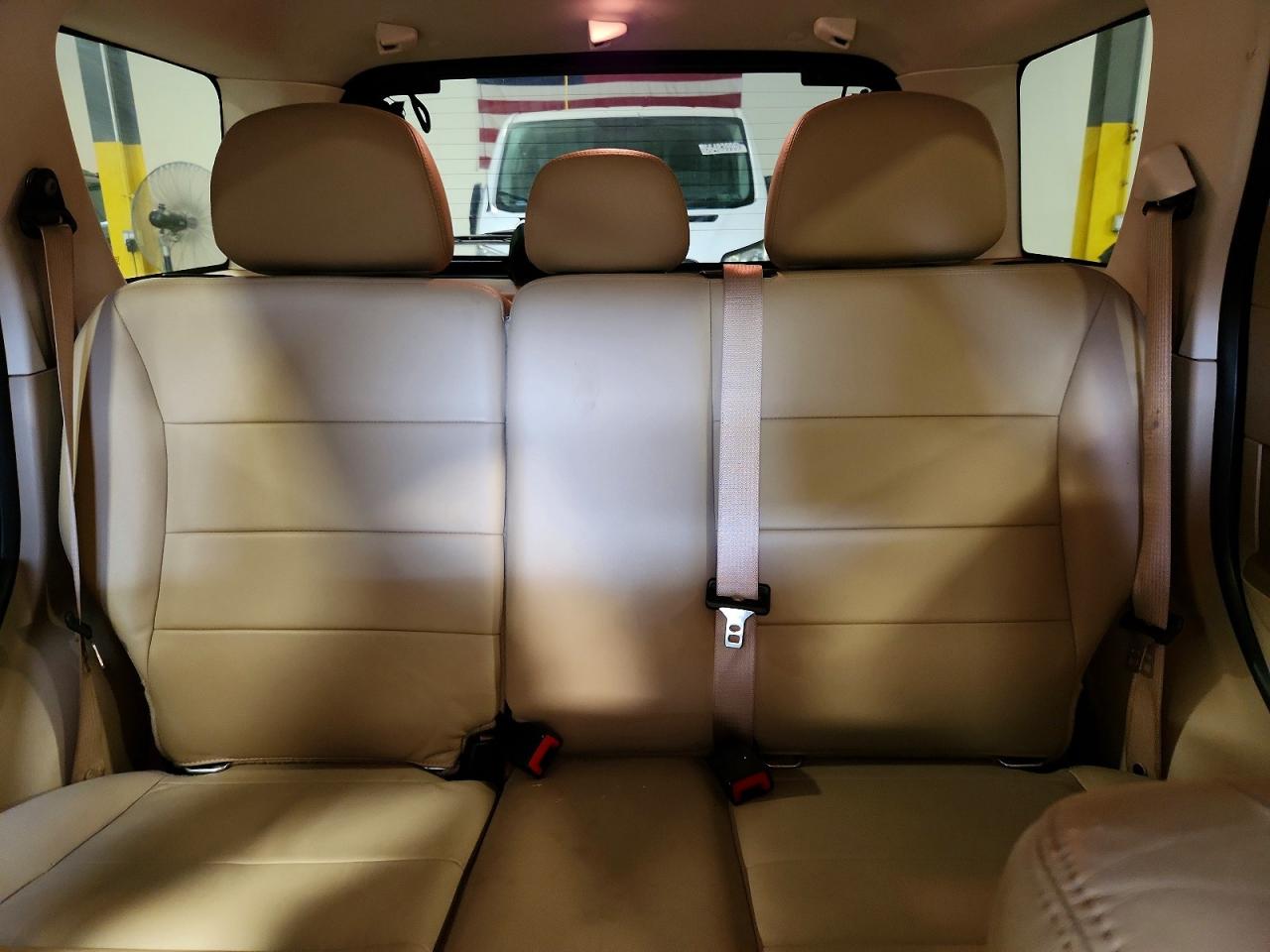 2011 Ford Escape Limited Черный vin: 1FMCU9EG9BKA72152
