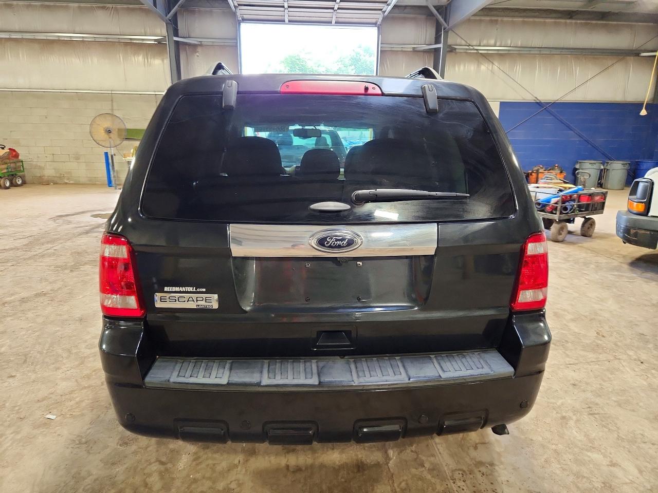 2011 Ford Escape Limited Черный vin: 1FMCU9EG9BKA72152