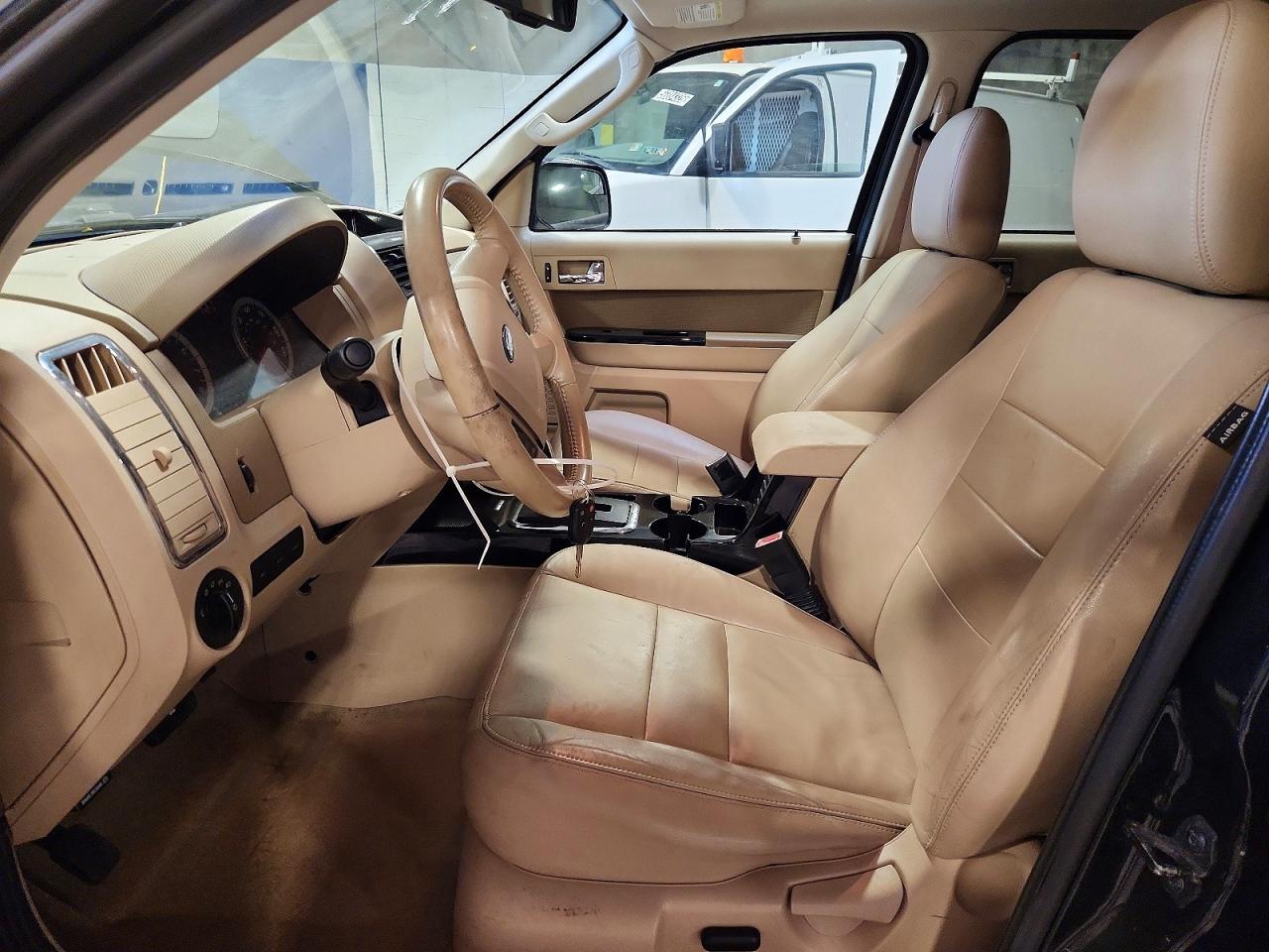 2011 Ford Escape Limited Черный vin: 1FMCU9EG9BKA72152