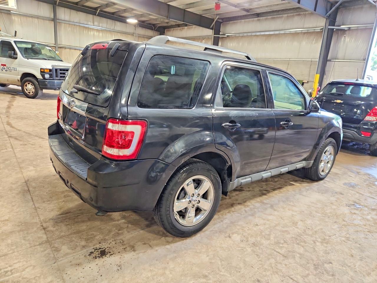 2011 Ford Escape Limited Черный vin: 1FMCU9EG9BKA72152