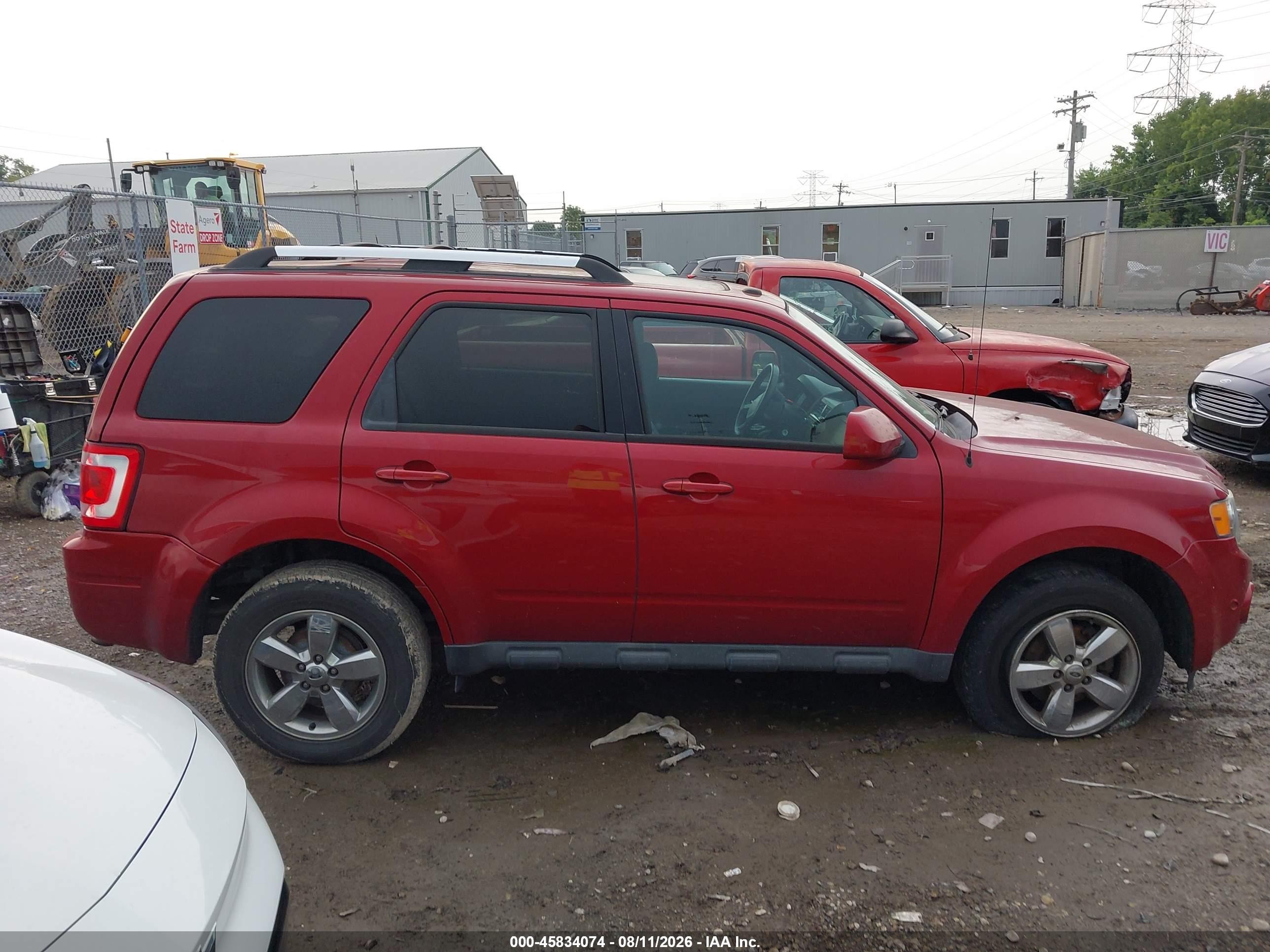 2011 Ford Escape Limited Красный vin: 1FMCU9EG9BKB45231