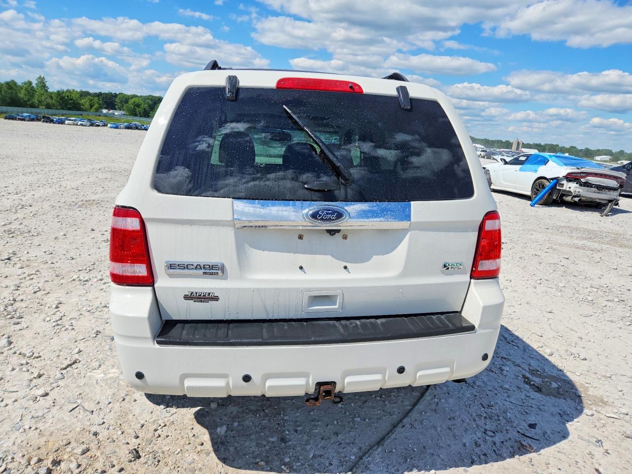 2011 Ford Escape Limited White vin: 1FMCU9EG9BKB58917