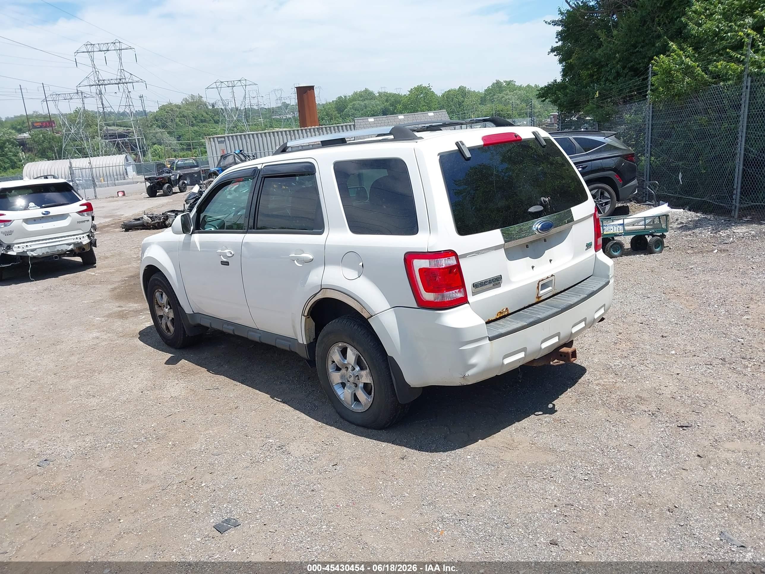 2012 Ford Escape Limited White vin: 1FMCU9EG9CKA08968