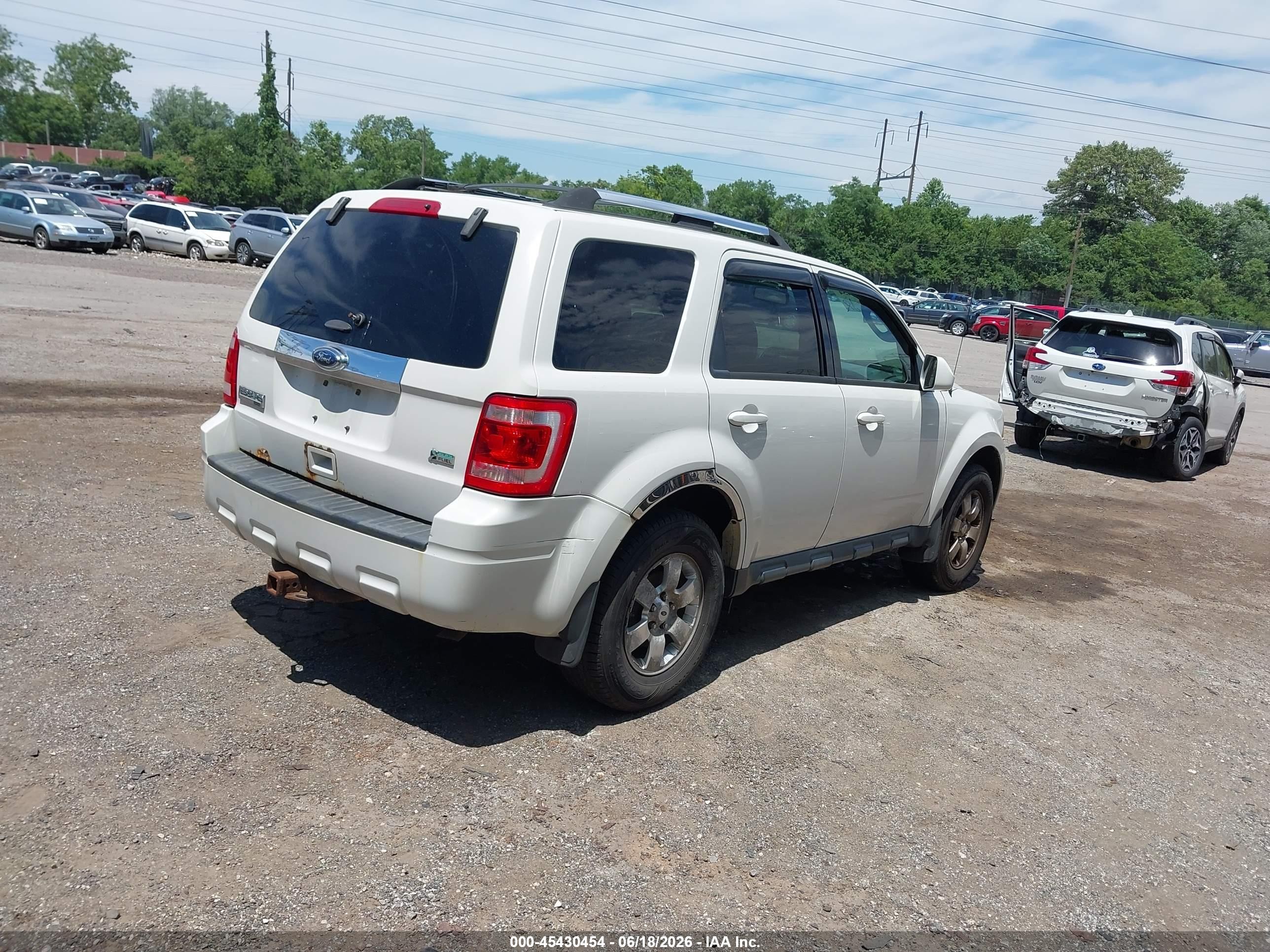2012 Ford Escape Limited White vin: 1FMCU9EG9CKA08968
