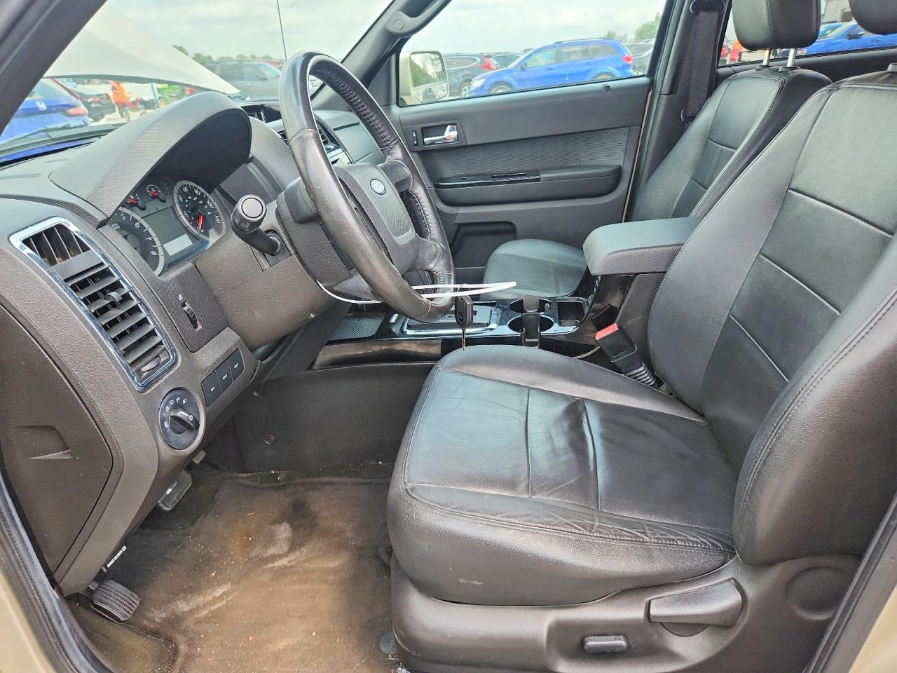 2012 Ford Escape Tan vin: 1FMCU9EG9CKB89845