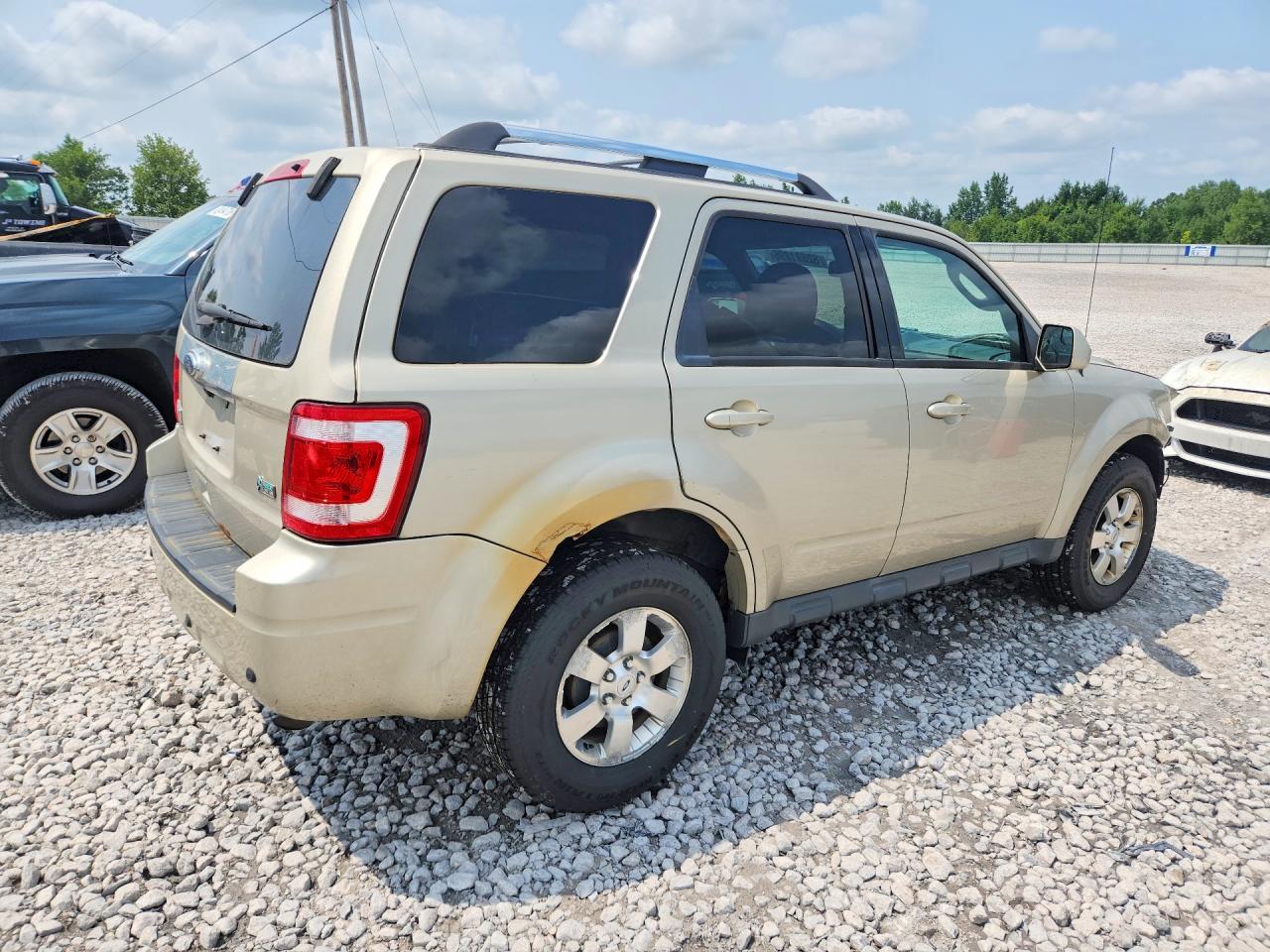 2012 Ford Escape Tan vin: 1FMCU9EG9CKB89845