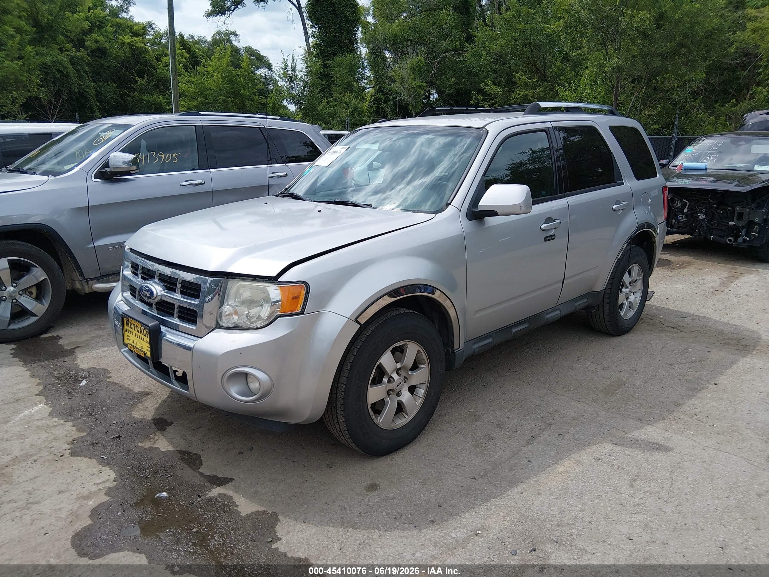 2010 Ford Escape Limited Silver vin: 1FMCU9EGXAKA68951