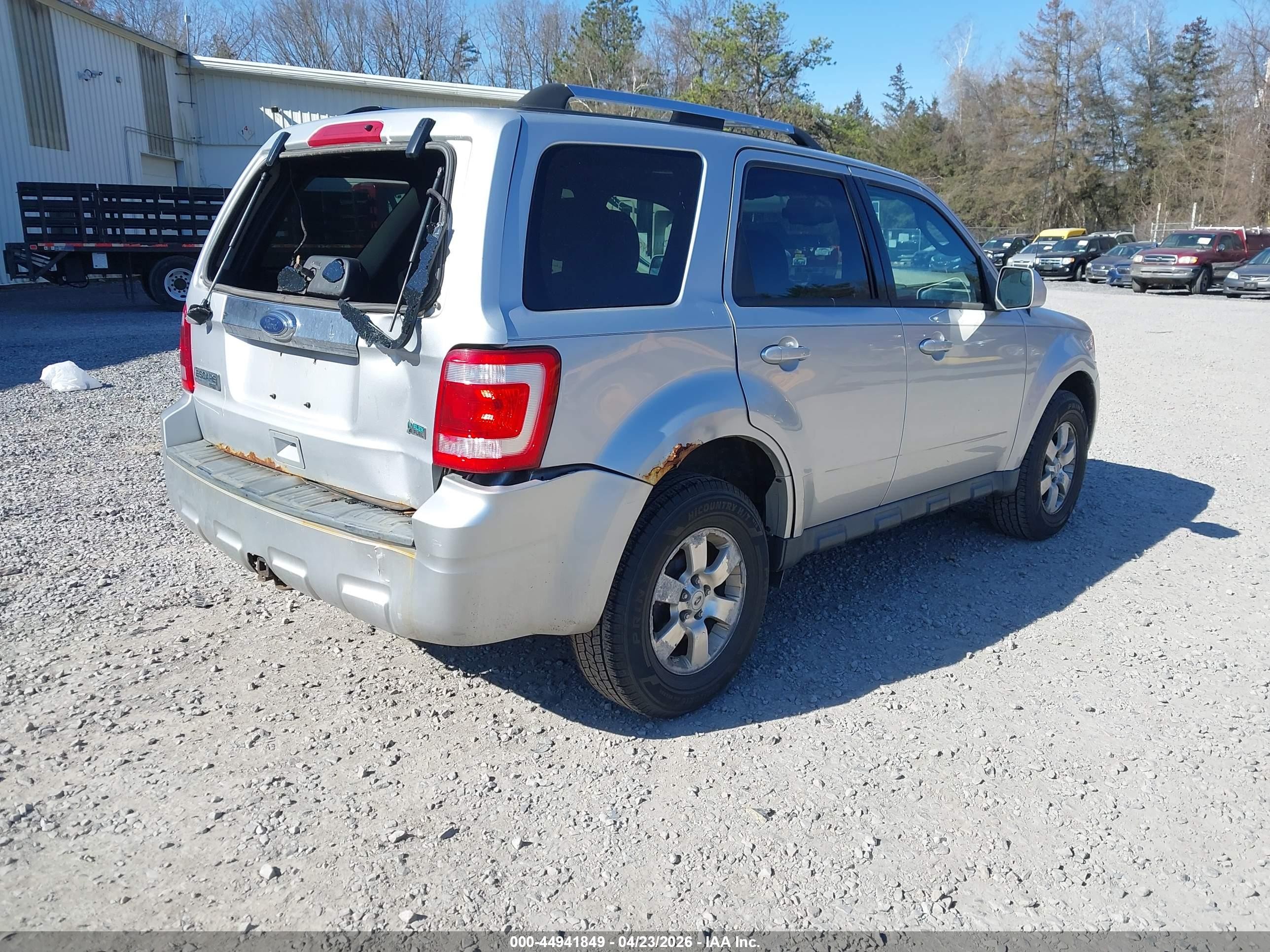 2010 Ford Escape Limited Silver vin: 1FMCU9EGXAKB02614