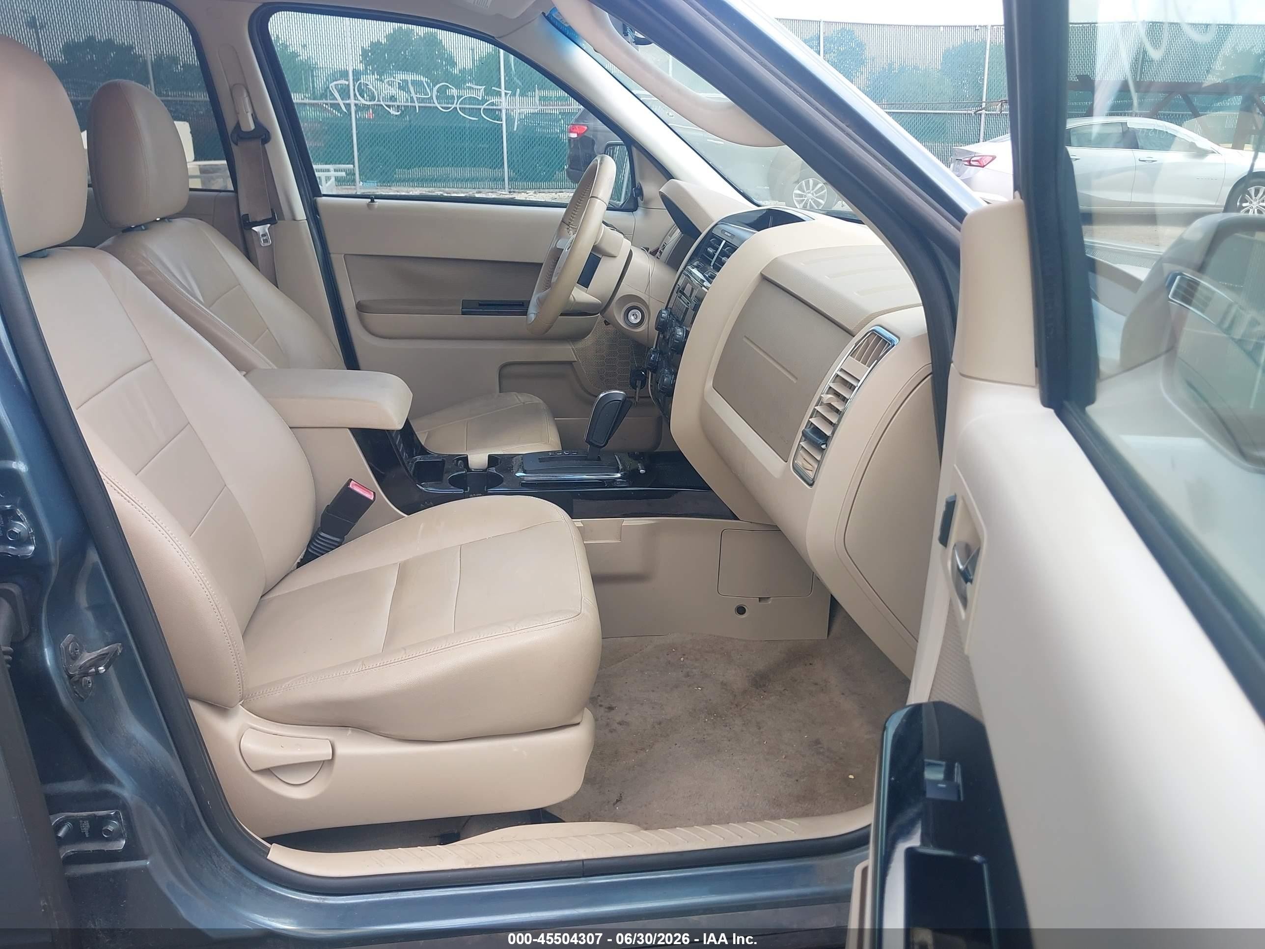 2010 Ford Escape Limited Blue vin: 1FMCU9EGXAKB10566