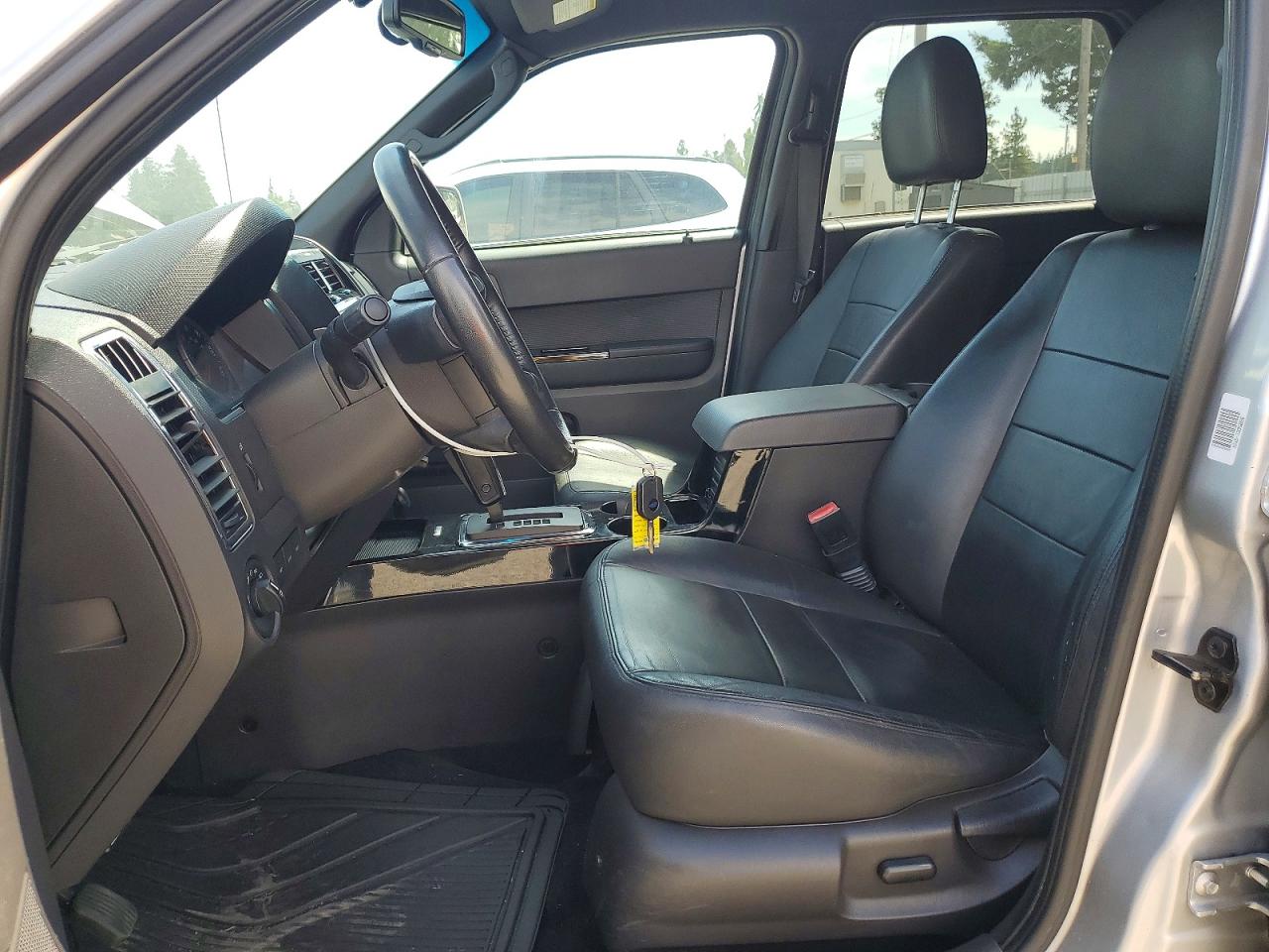 2010 Ford Escape Limited Silver vin: 1FMCU9EGXAKC83987