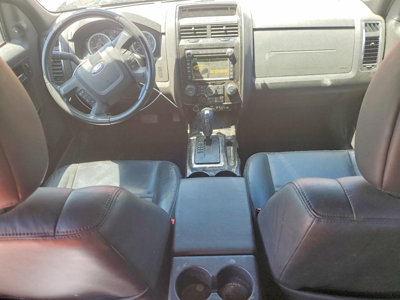 2010 Ford Escape Limited Red vin: 1FMCU9EGXAKC95721