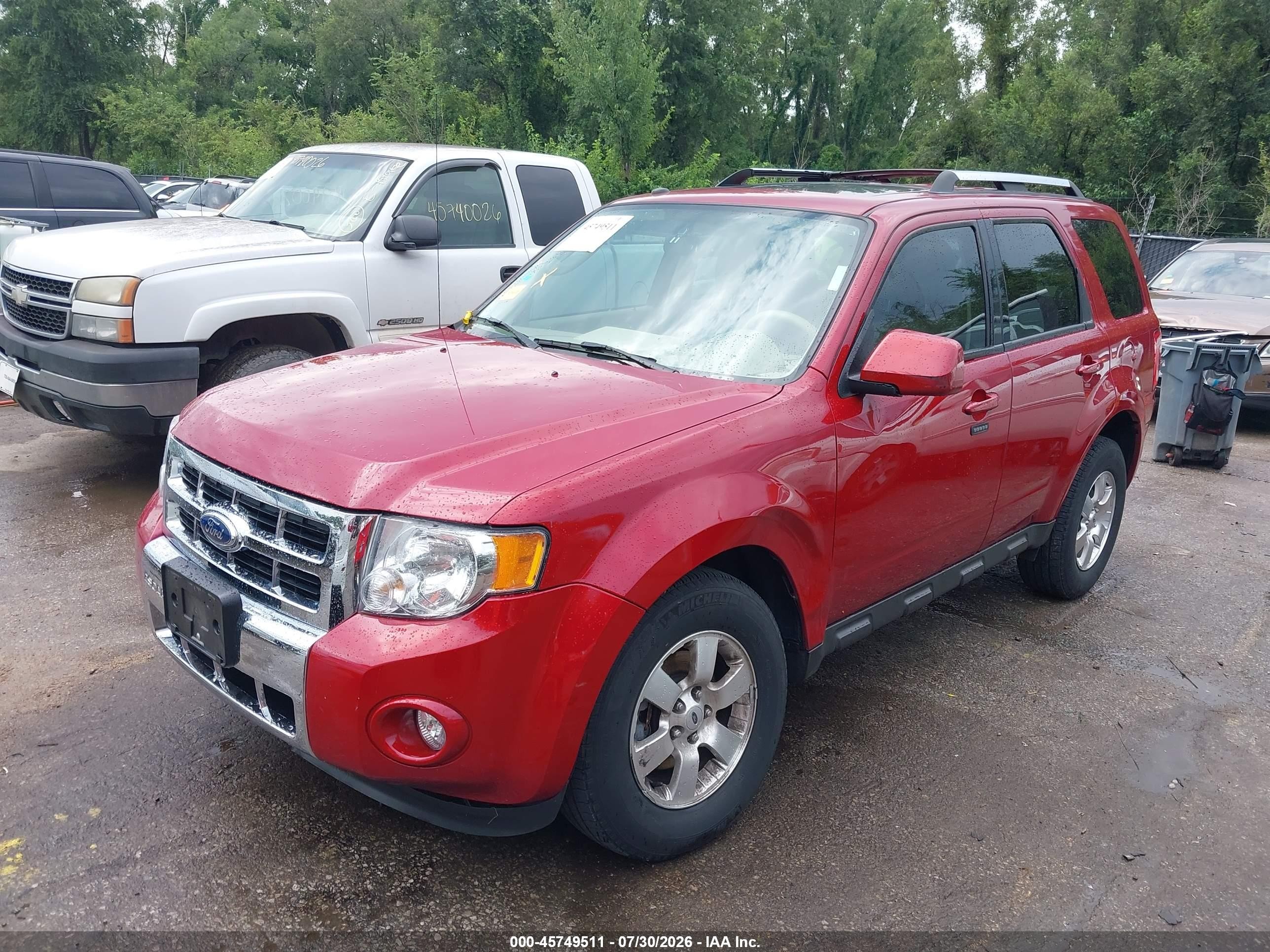 2011 Ford Escape Limited Red vin: 1FMCU9EGXBKB13422