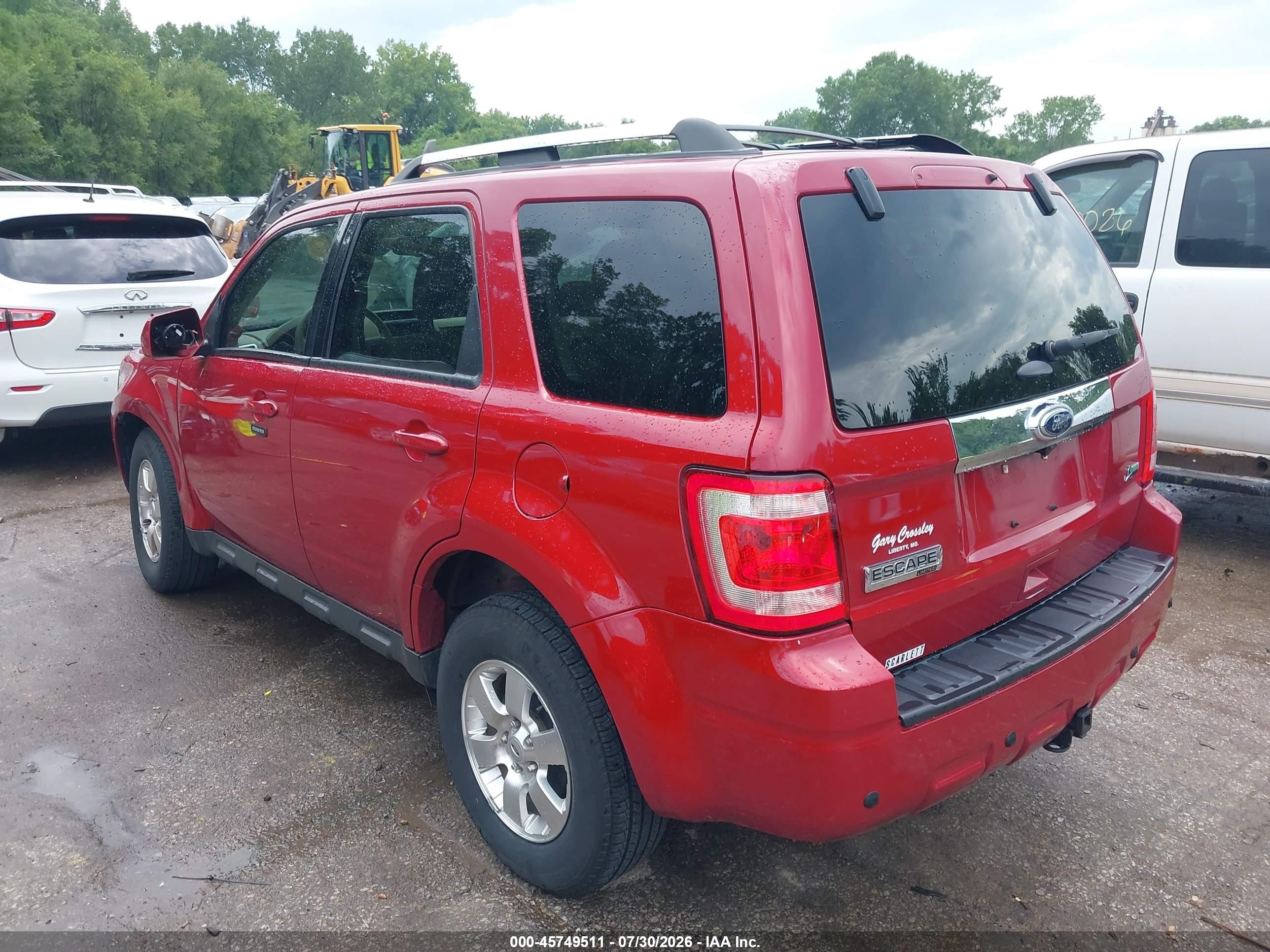 2011 Ford Escape Limited Red vin: 1FMCU9EGXBKB13422