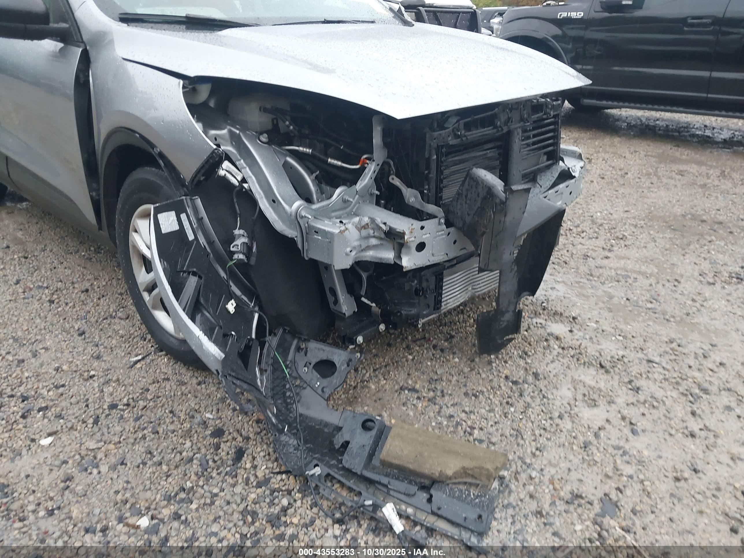 2022 Ford Escape S Silver vin: 1FMCU9F67NUB22206