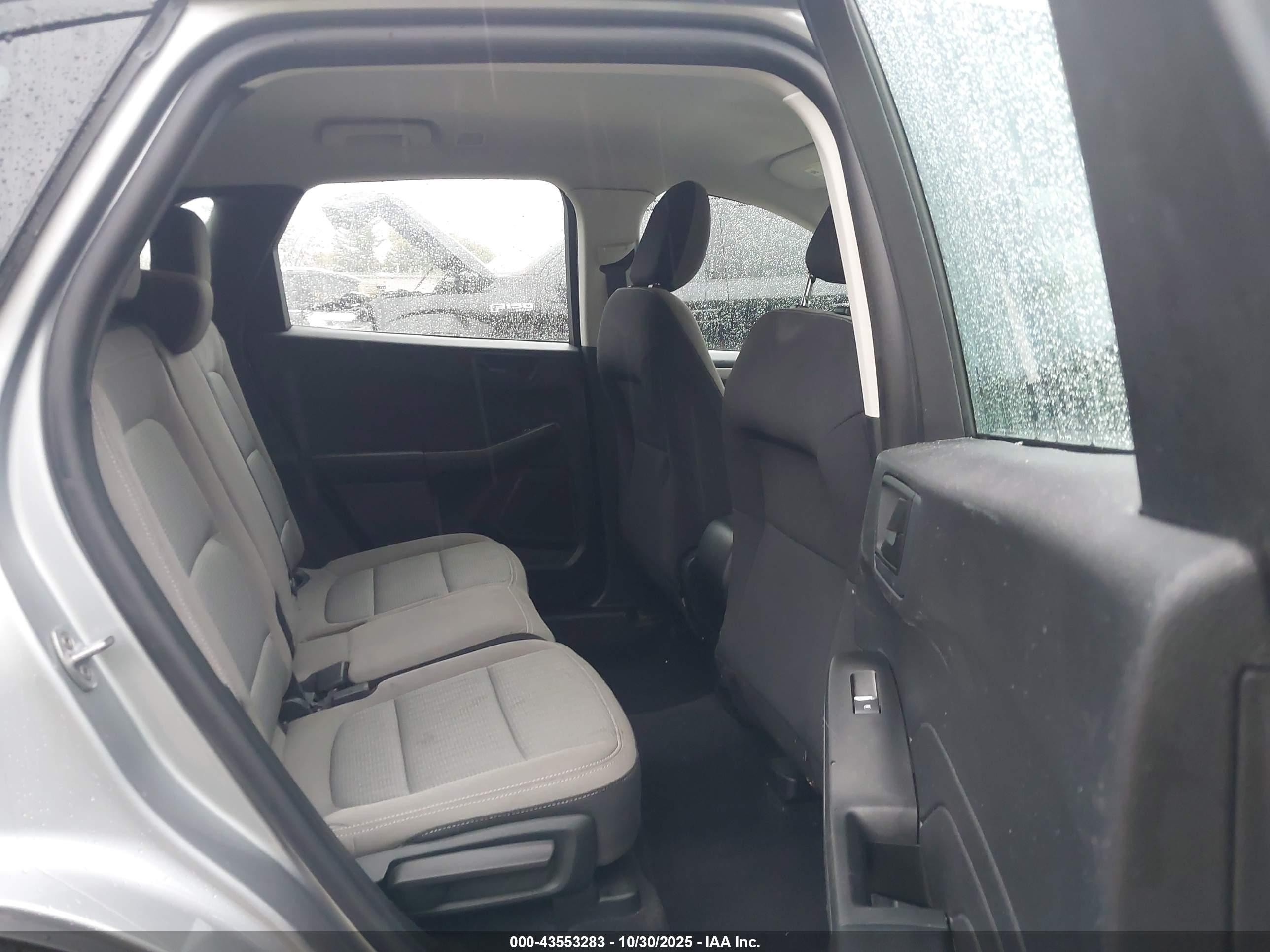 2022 Ford Escape S Silver vin: 1FMCU9F67NUB22206