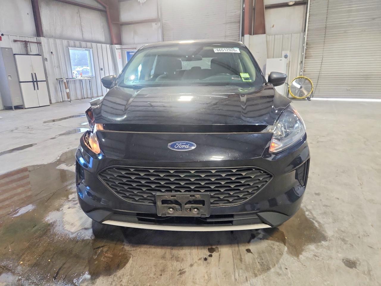 2020 Ford Escape S Черный vin: 1FMCU9F68LUB53185