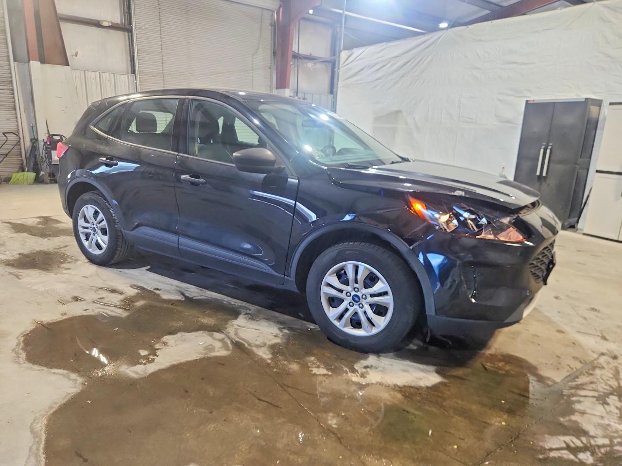 2020 Ford Escape S Черный vin: 1FMCU9F68LUB53185