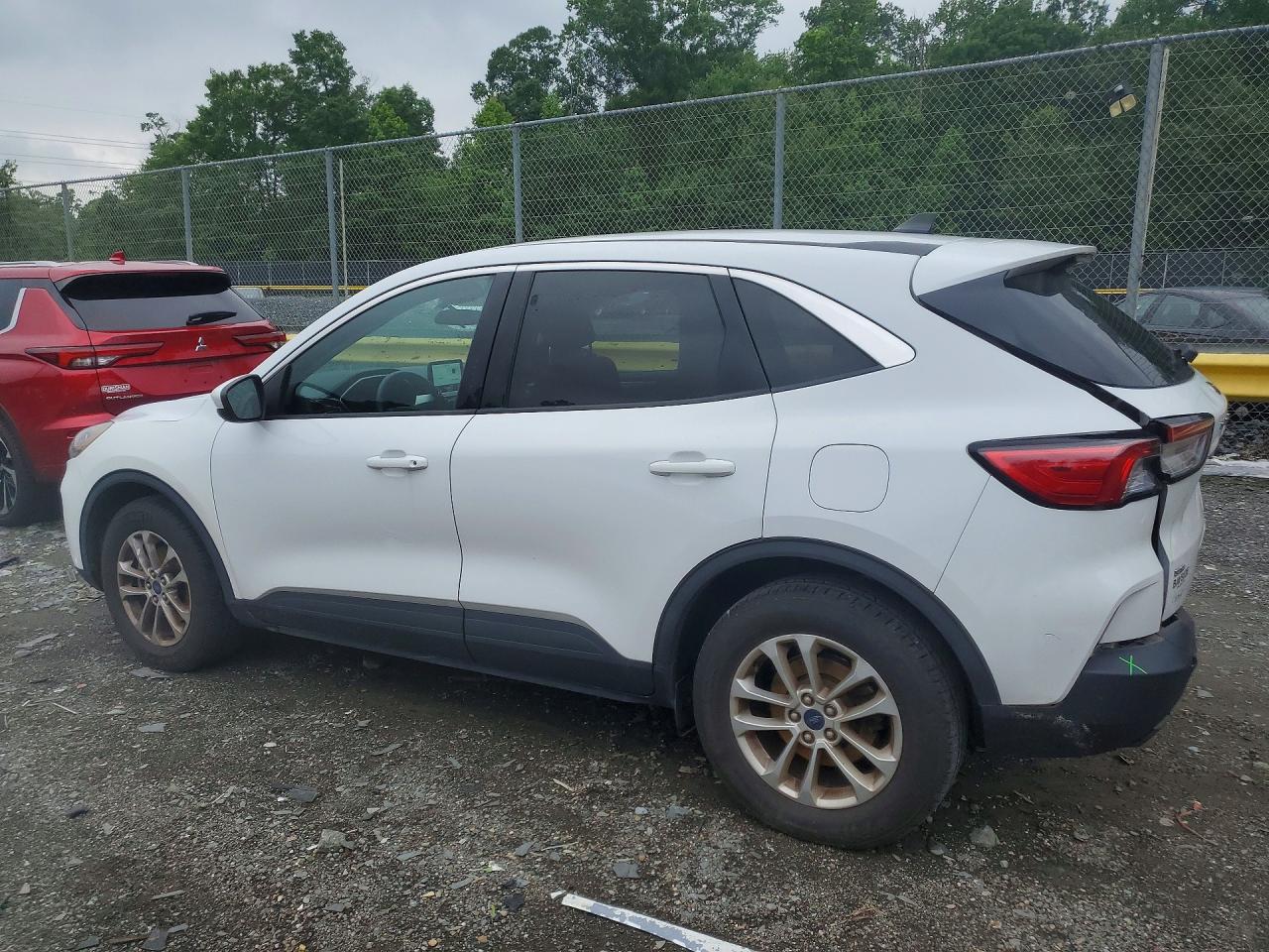 2020 Ford Escape Se White vin: 1FMCU9G62LUB59210