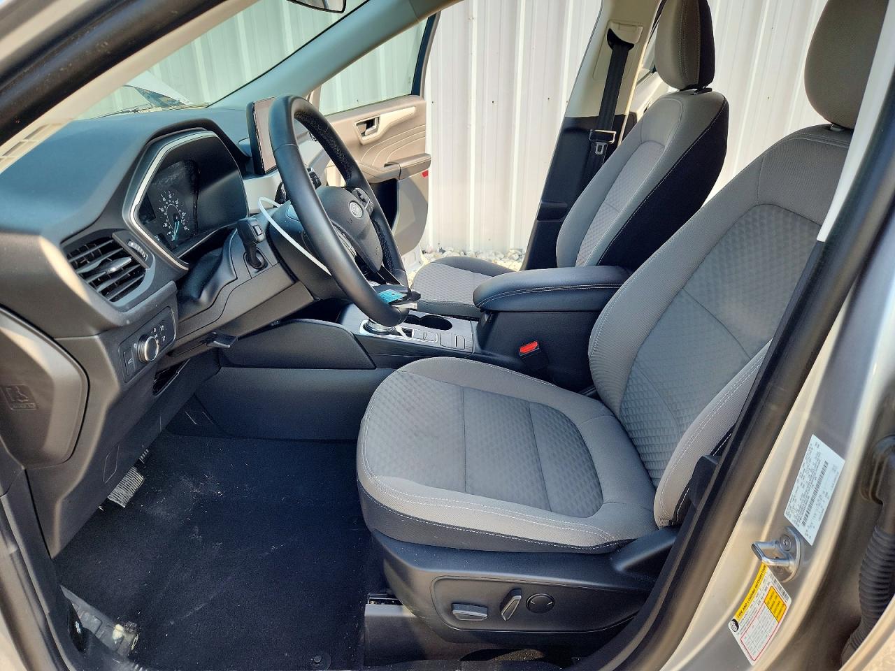 2022 Ford Escape Se Silver vin: 1FMCU9G64NUB69790
