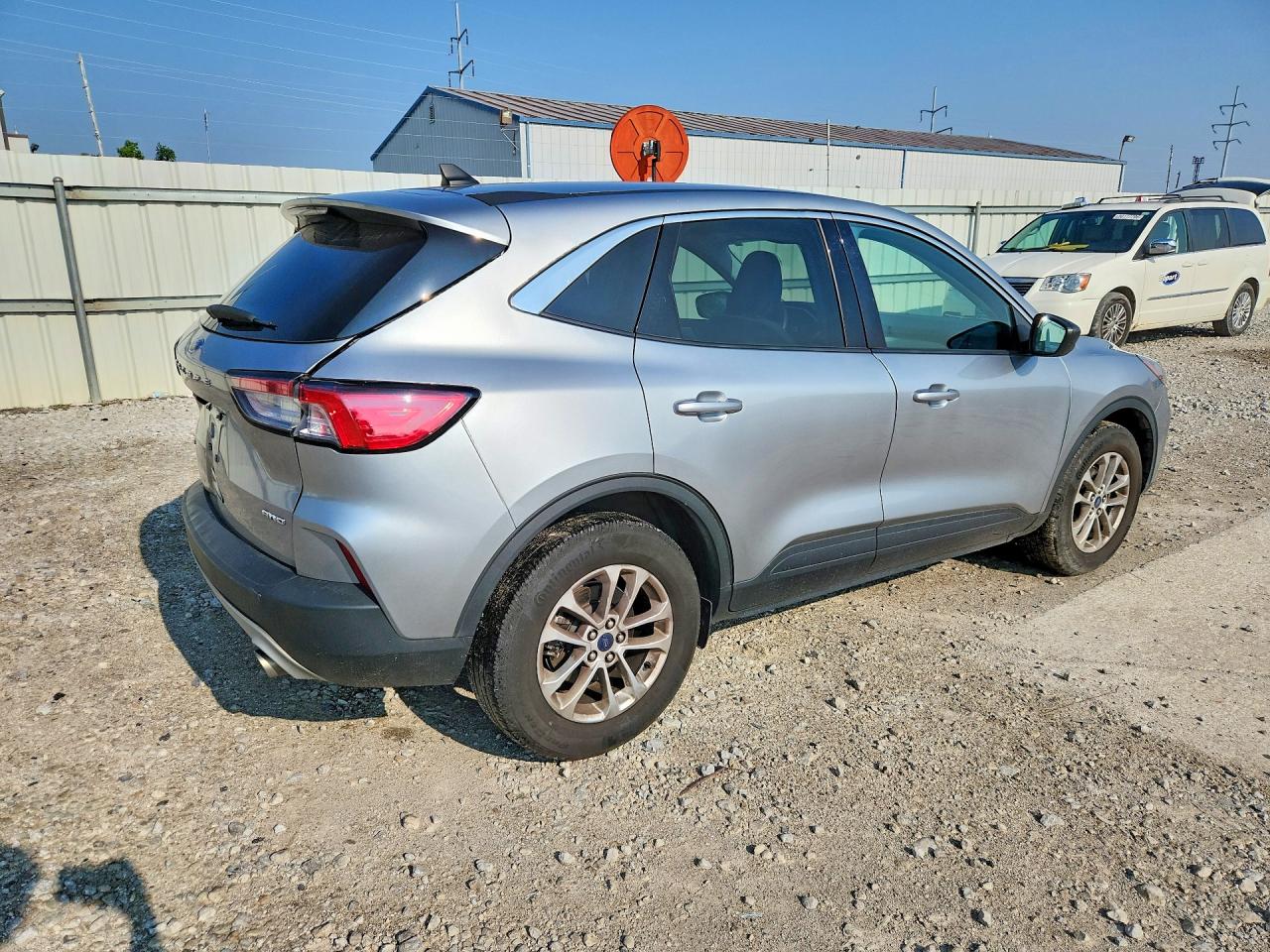 2022 Ford Escape Se Silver vin: 1FMCU9G64NUB69790